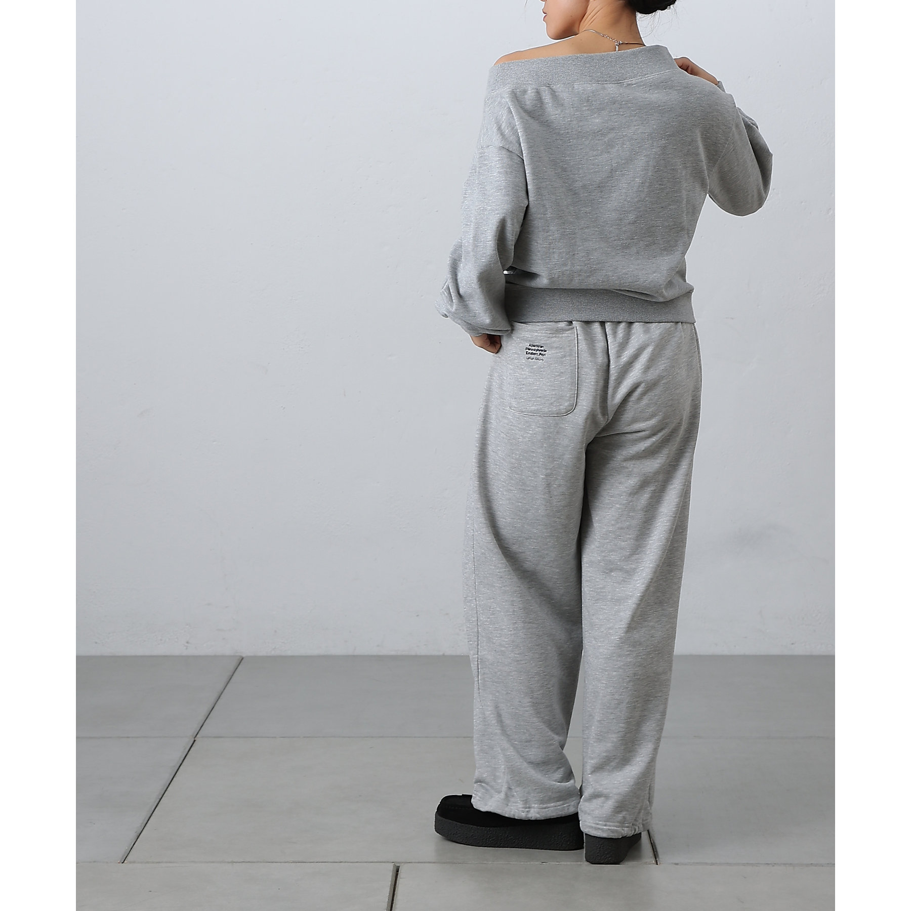 着用動画あり】オフショルスウェット | ファッション通販サイト NUGU
