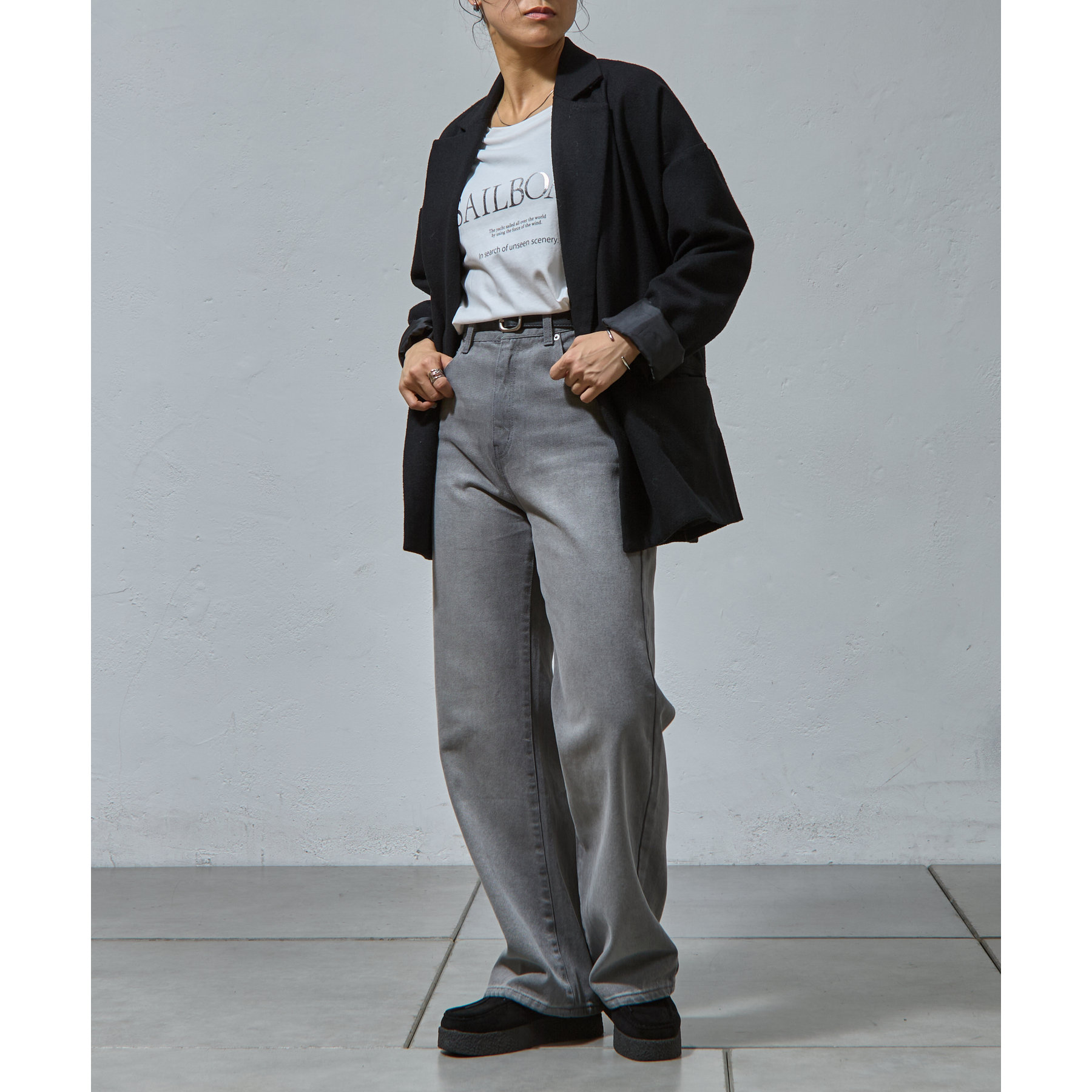 新品【23区】DENIMルーズストレートパンツ ネイビー/iCB 自由区 23区DENIM新品✨️今季 サマータックワイドパンツ23区デニム