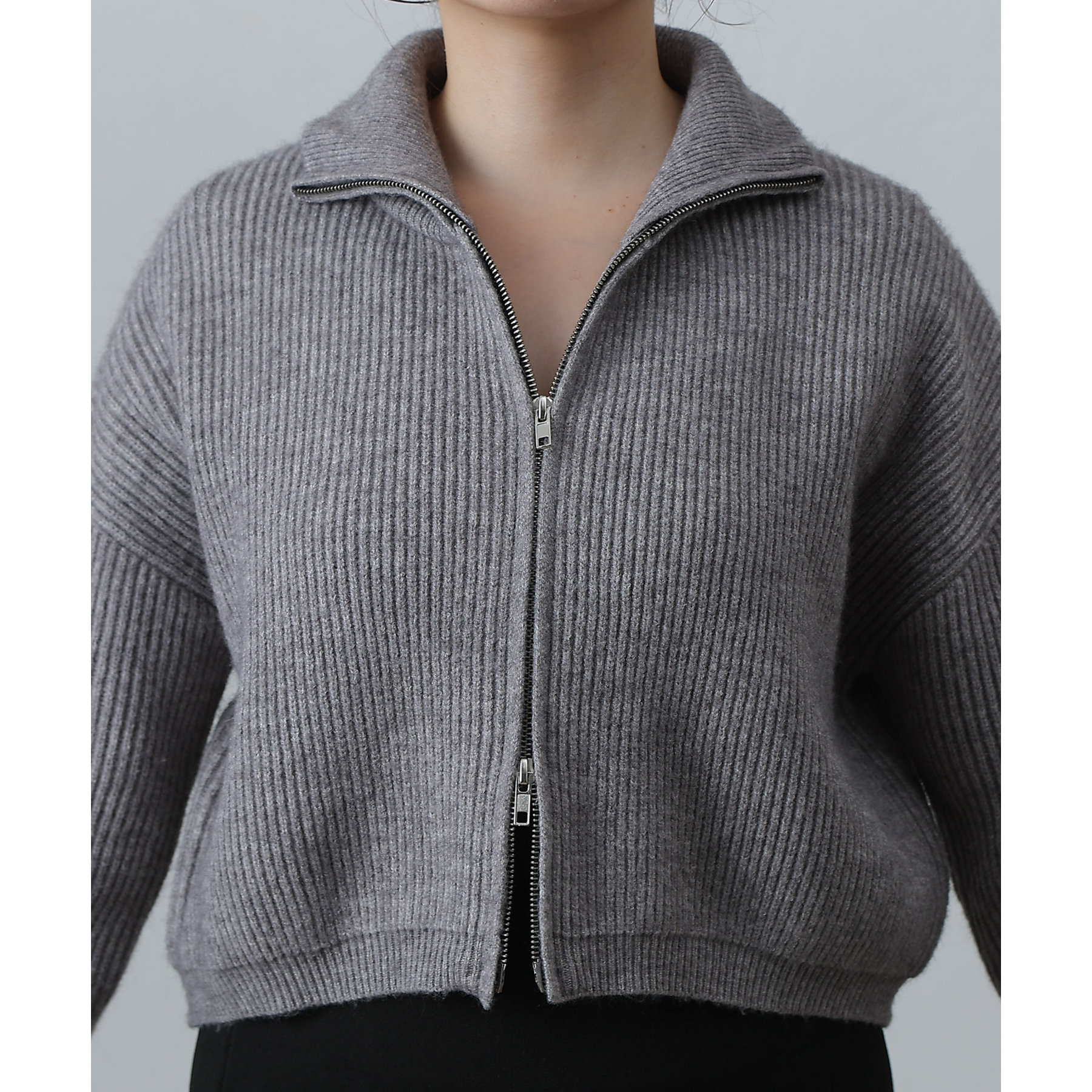 両畔クロップドZIPニット | ファッション通販サイト NUGU