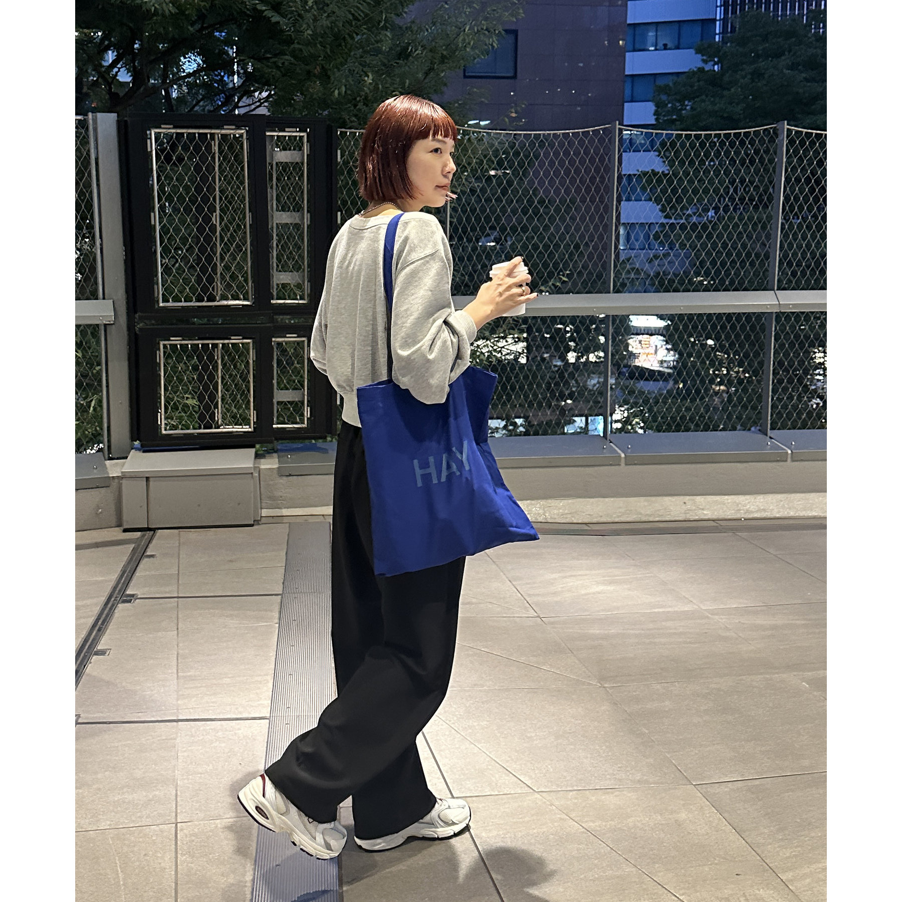 ETRÉ TOKYO グレー オフショルスウェット 華奢見え】オフショルスウェット《新色追加/WEB限定