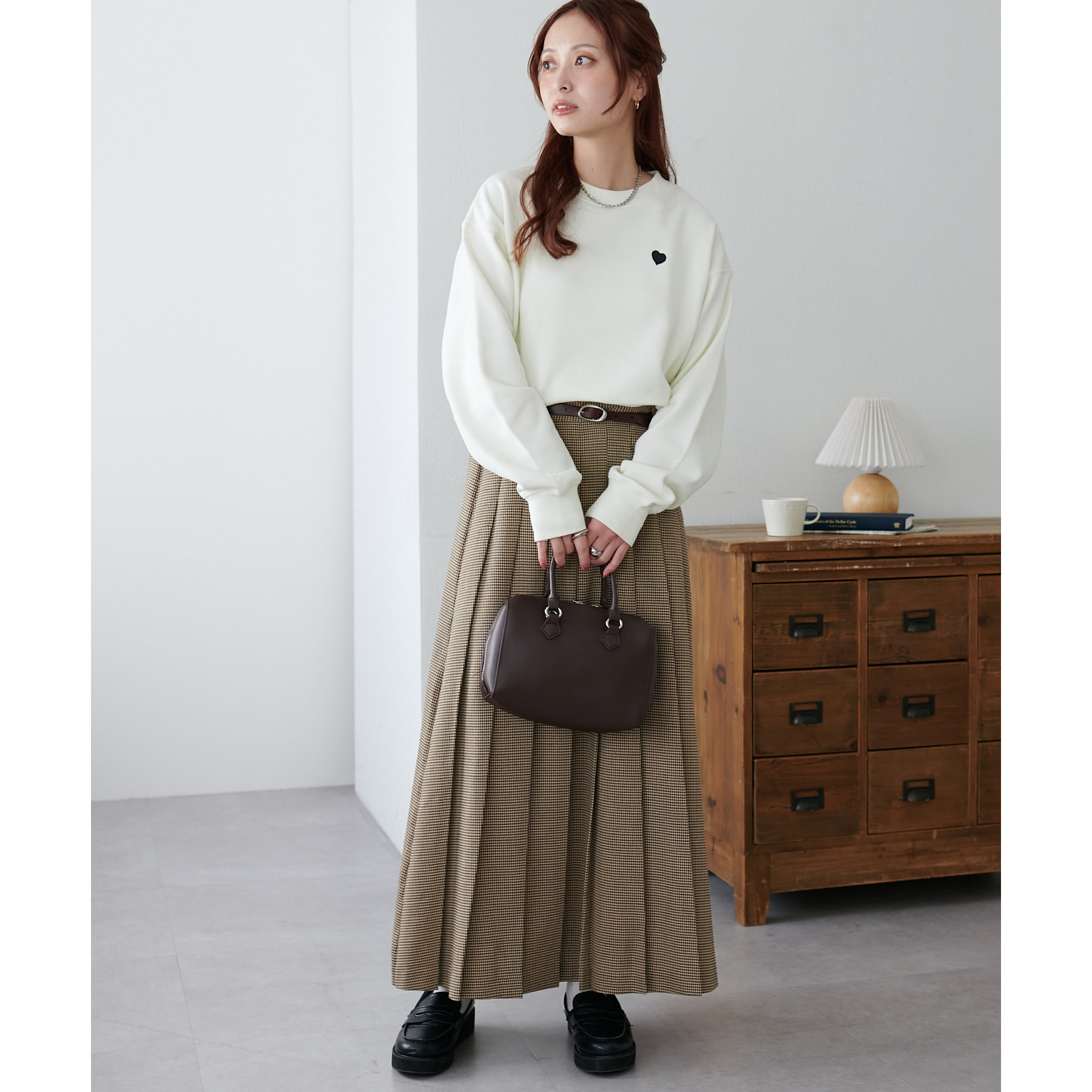 WEB限定/新色追加】ハート刺繍スウェット | ファッション通販サイト NUGU