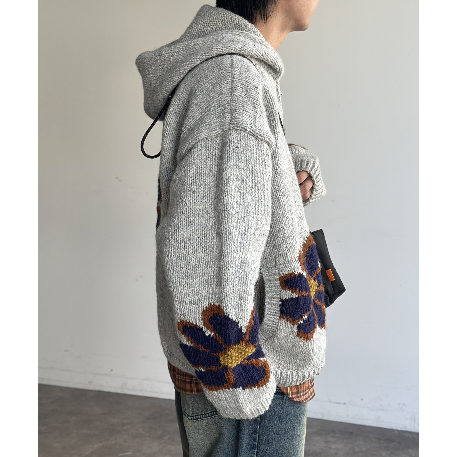 ハンドメイド　ニットパーカー 楽天市場】ぽわん「 手元透かし ニット 」 フード ニットパーカー