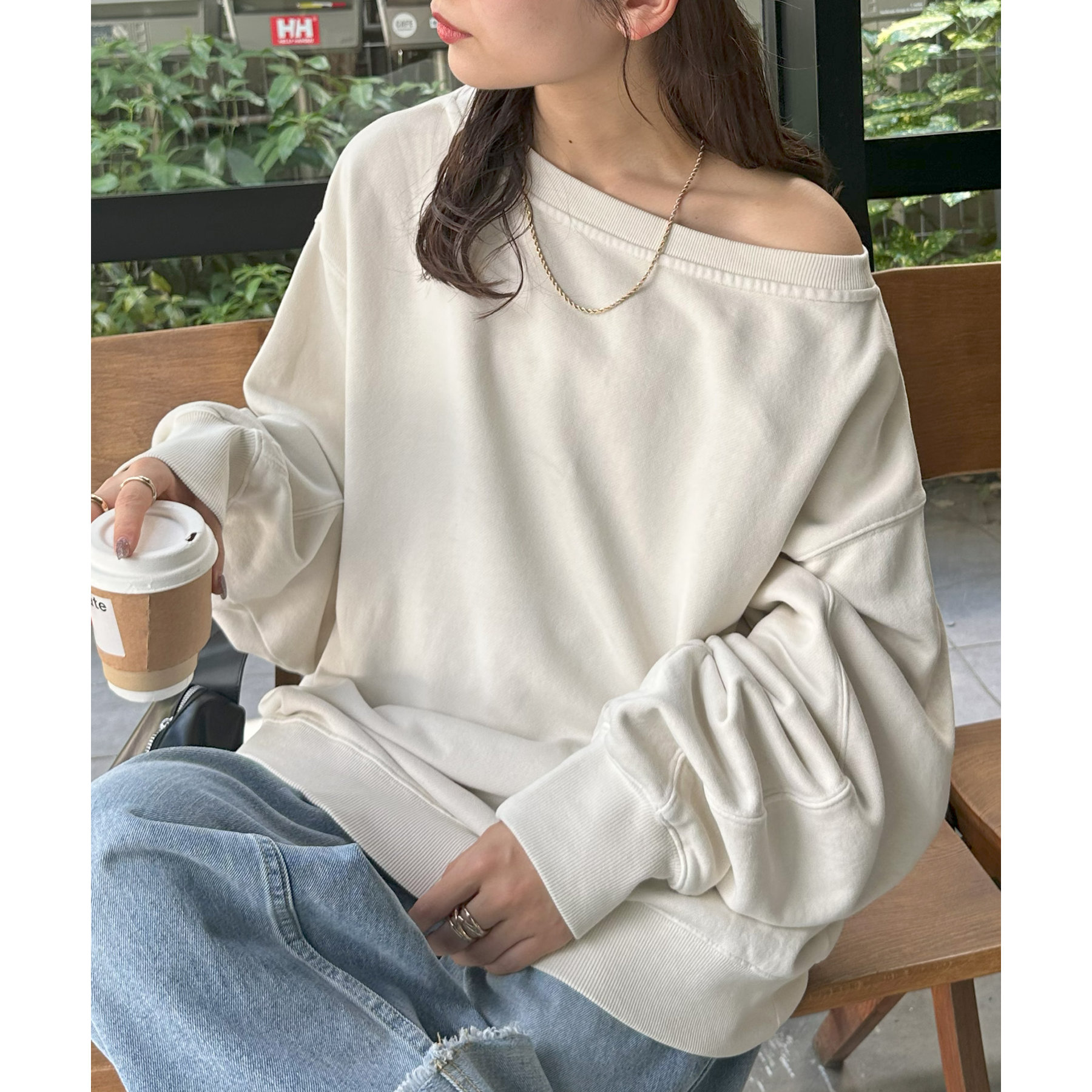 オフショルダースウェットTシャツ | ファッション通販サイト NUGU