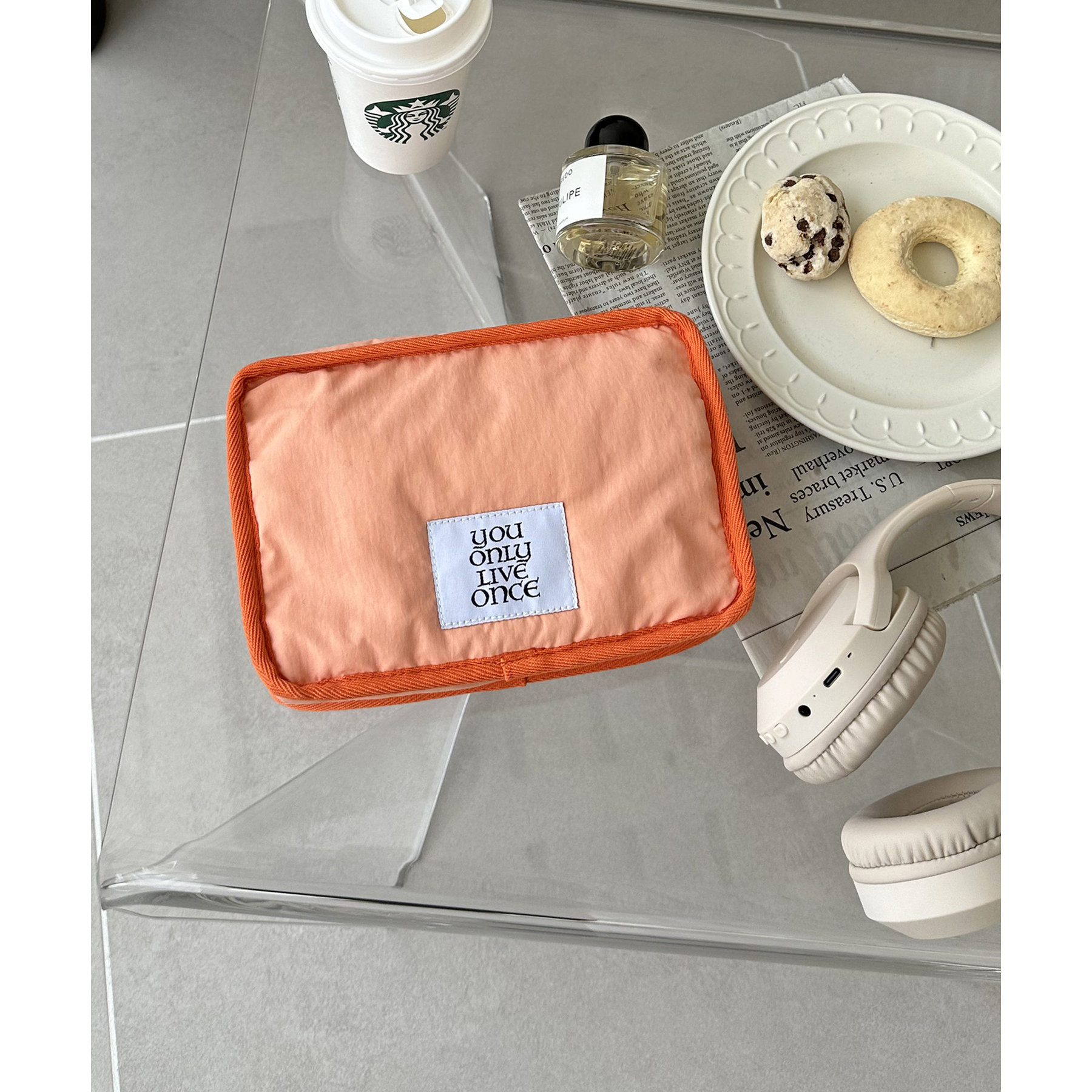 推し活対応◎】パデッドバイカラーマルチポーチ《WEB限定カラー 推し活対応◎】パデッドバイカラーマルチポーチ《WEB限定カラー