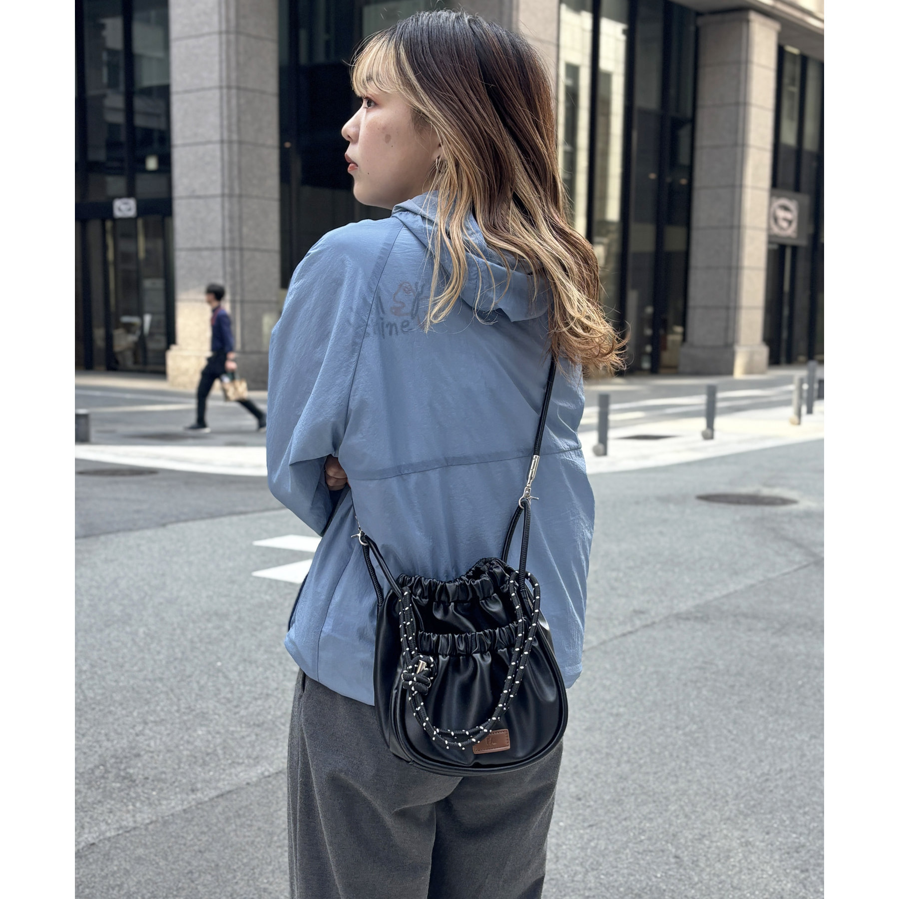 【FUKA's企画】PUパラコードギャザーミニショルダーバッグ　タグ付き FUKA's企画】PUパラコードギャザーミニショルダーバッグ