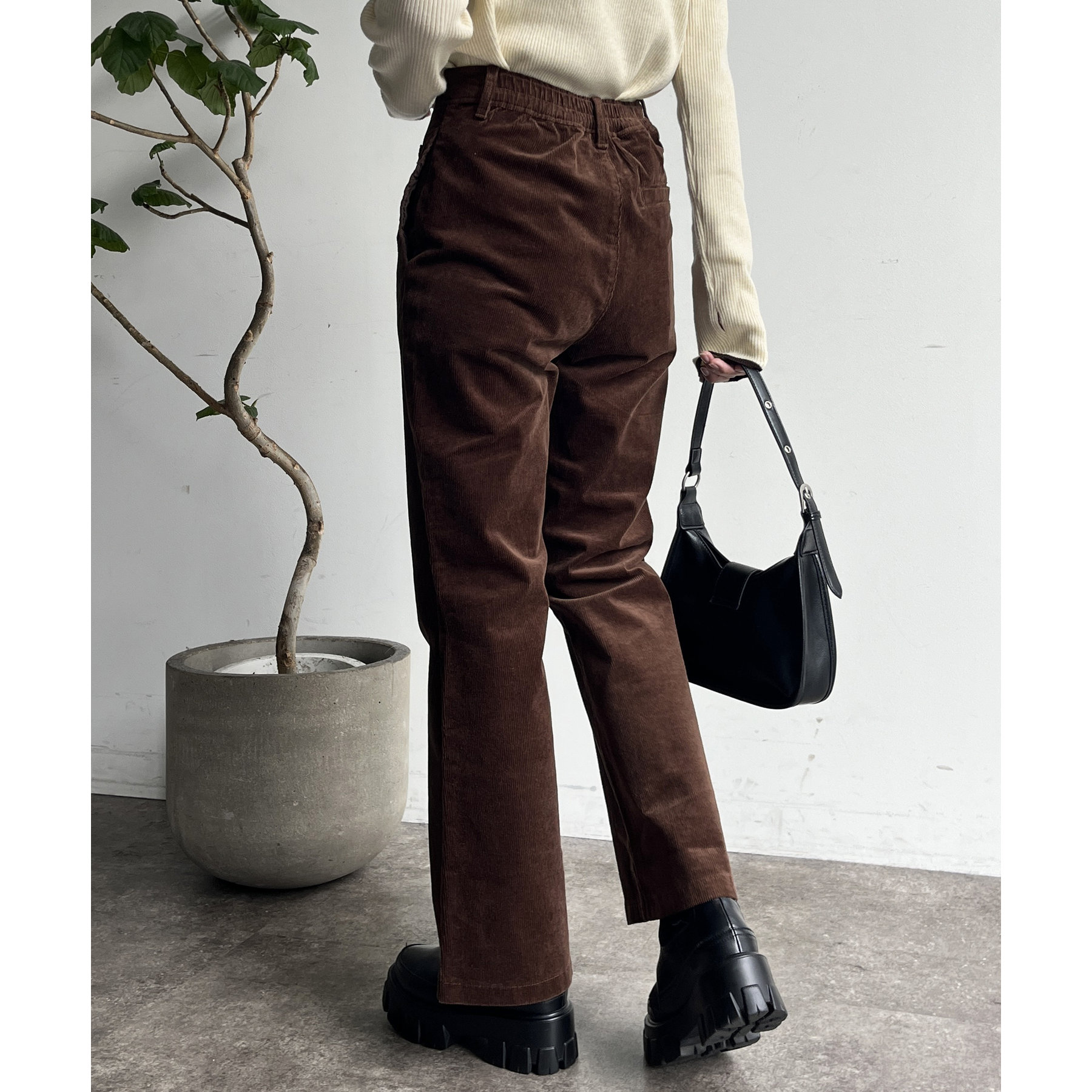 ストレッチコーデュロイフレアパンツ | ファッション通販サイト NUGU