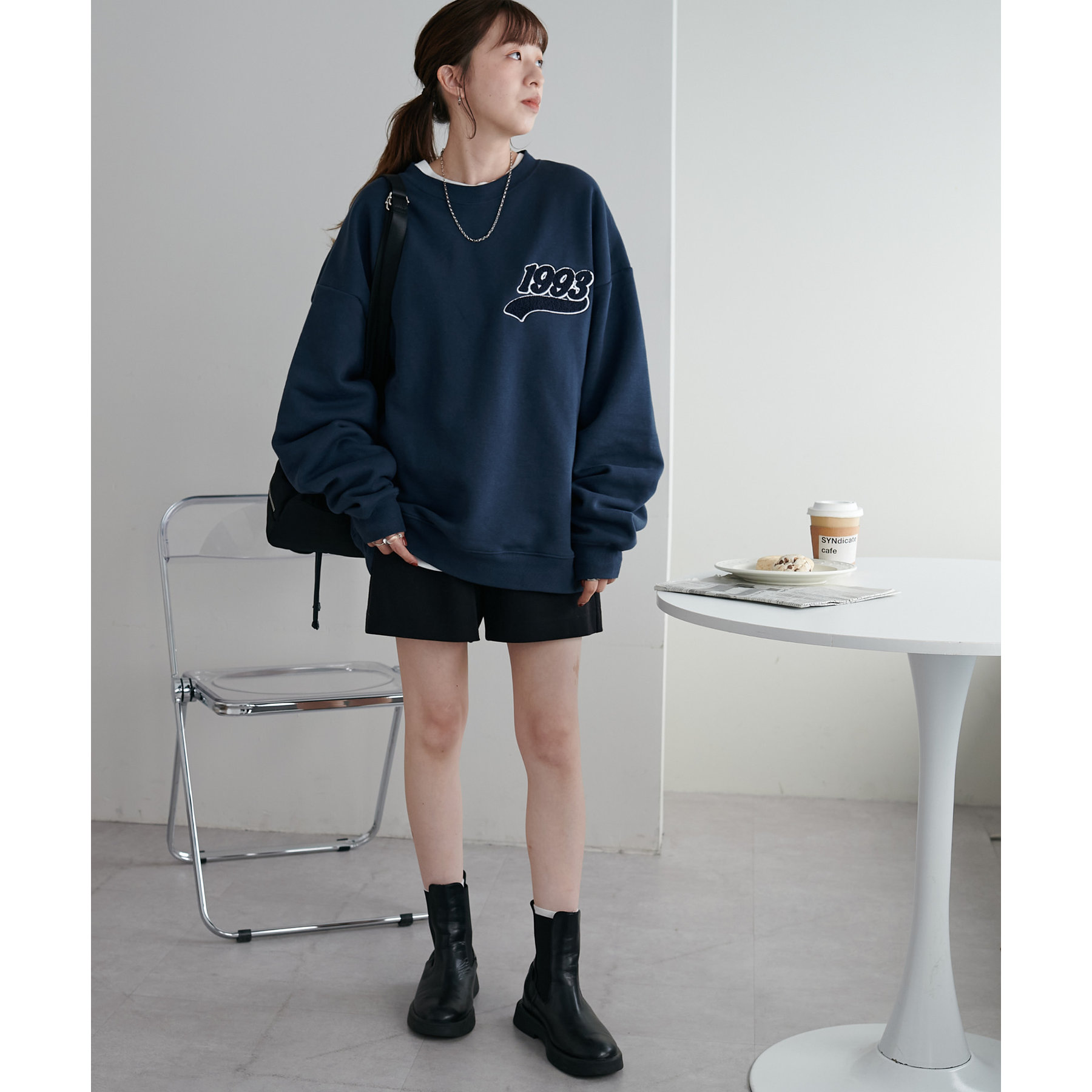 ユニセックス】サガラワンポイント刺繍スウェット