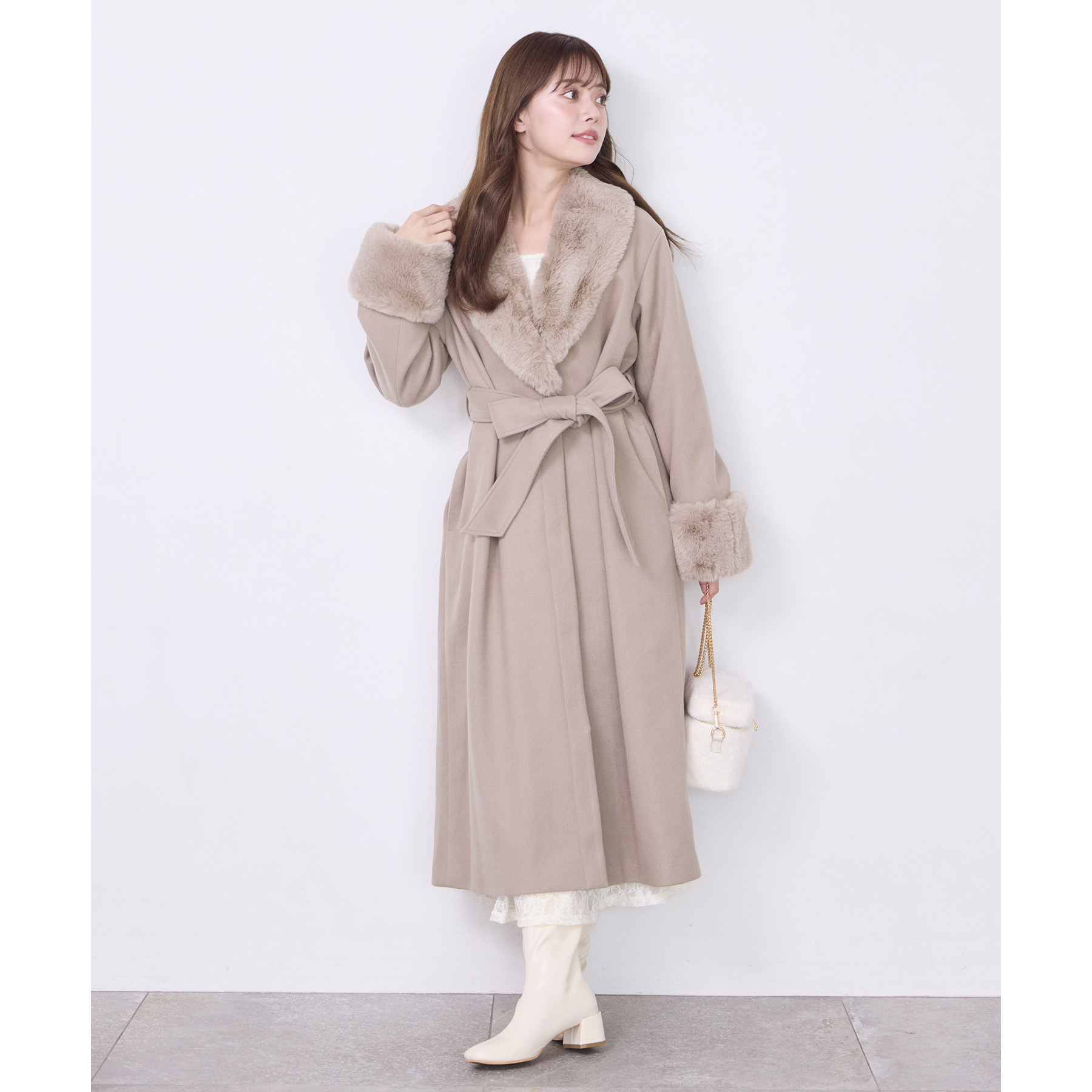 フェイクファー付きロングコート／マルチWAYデザイン | ファッション