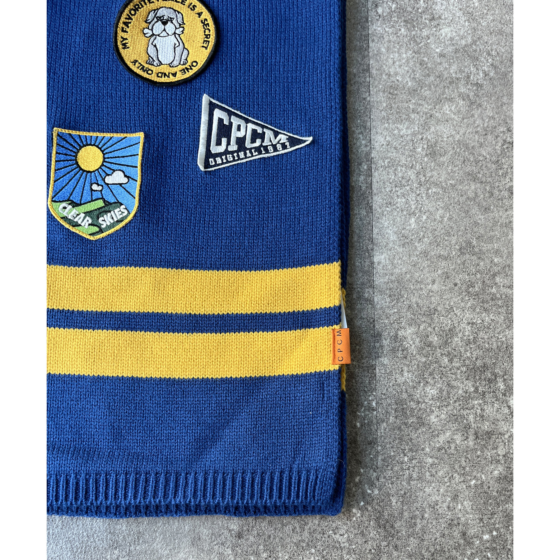 KTZ 家紋柄 ワッペンマフラー KTZ 家紋柄 ワッペンマフラー KTZ 家紋柄 ワッペンマフラー