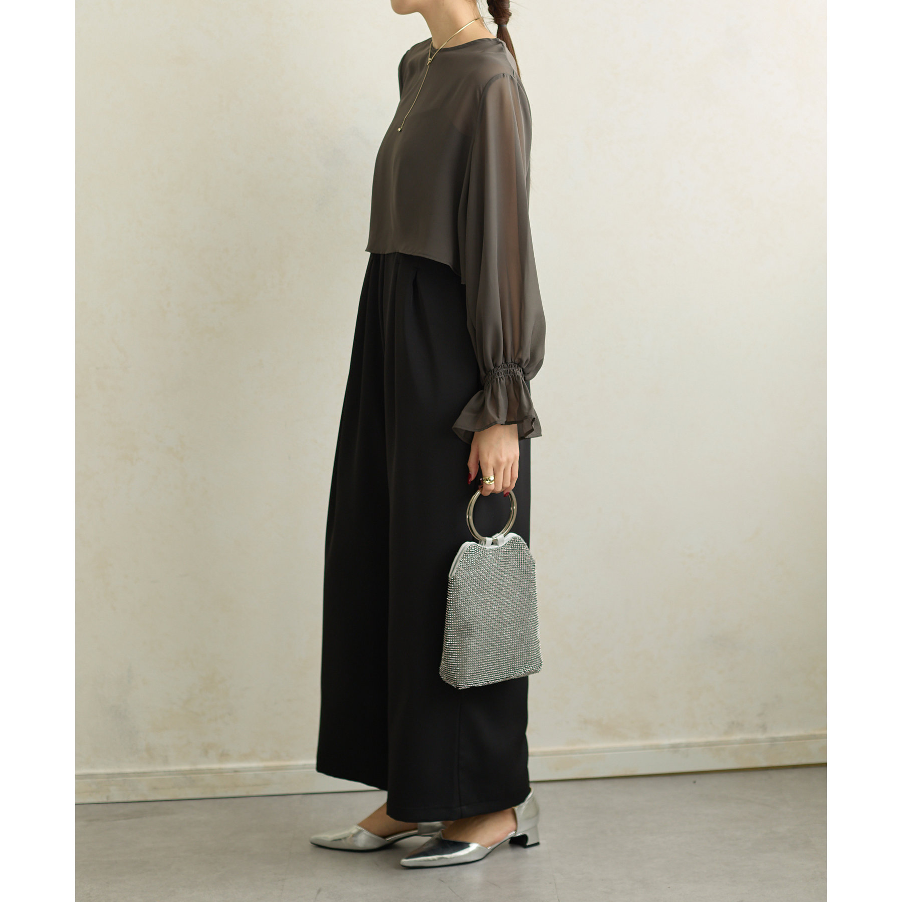 オケージョン】シアーブラウス×タックオールインワン | ファッション