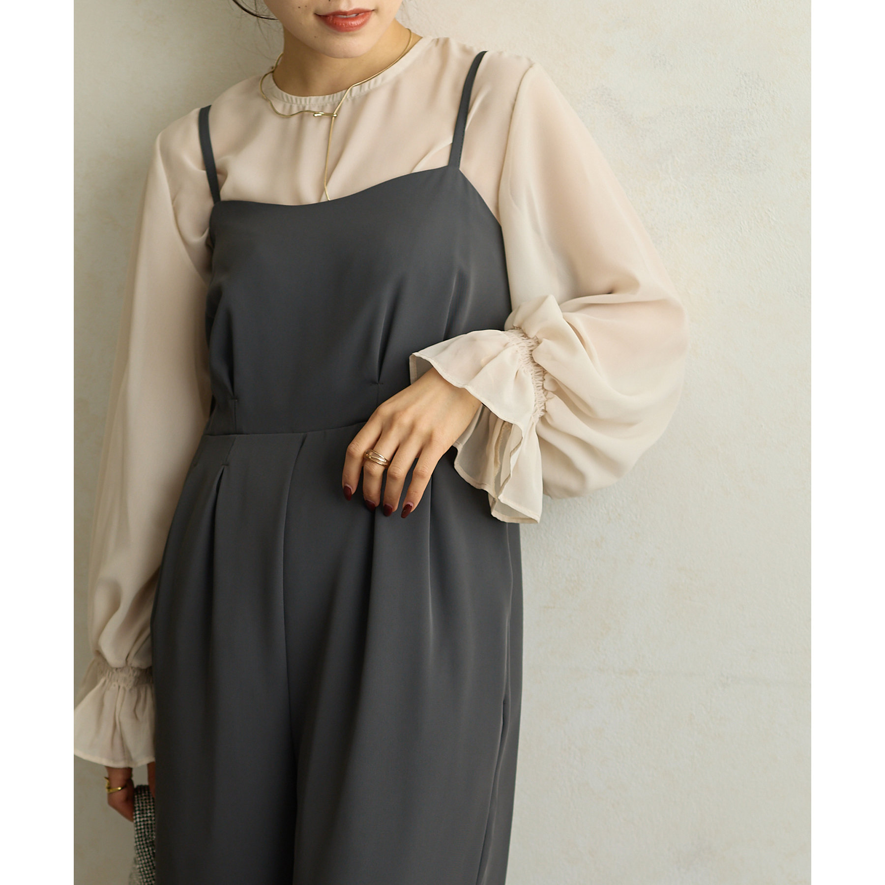 オケージョン】シアーブラウス×タックオールインワン | ファッション