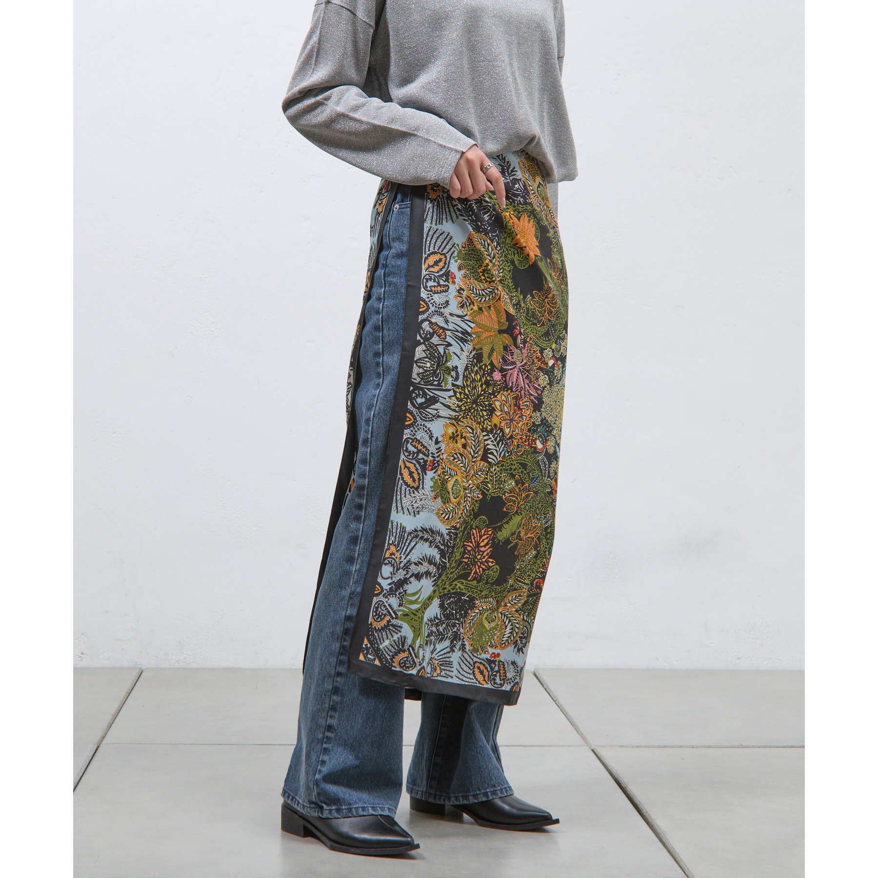 ボタニカル大判スカーフ 90×90 | ファッション通販サイト NUGU