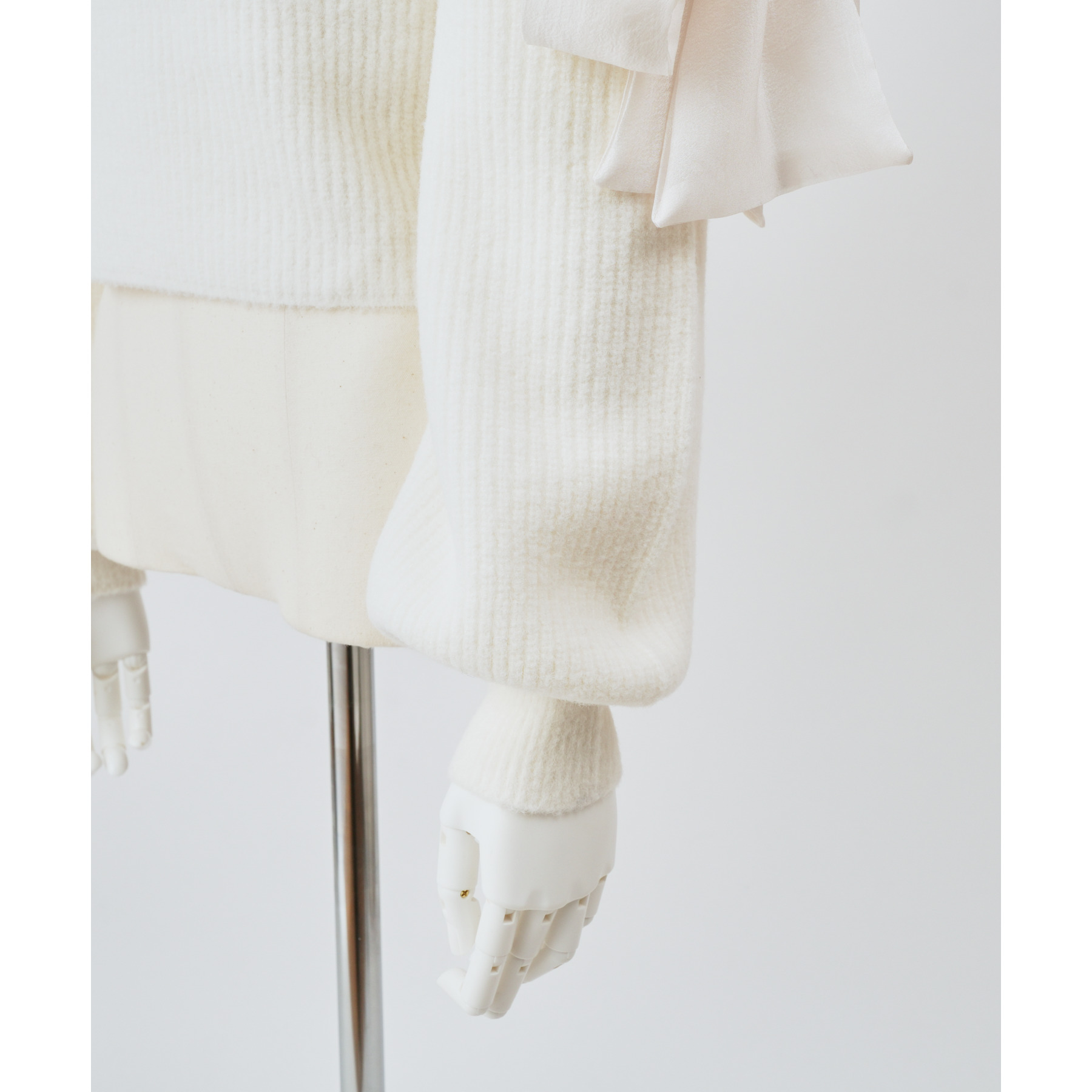 肩リボンフェザーハイネックニット | ファッション通販サイト NUGU