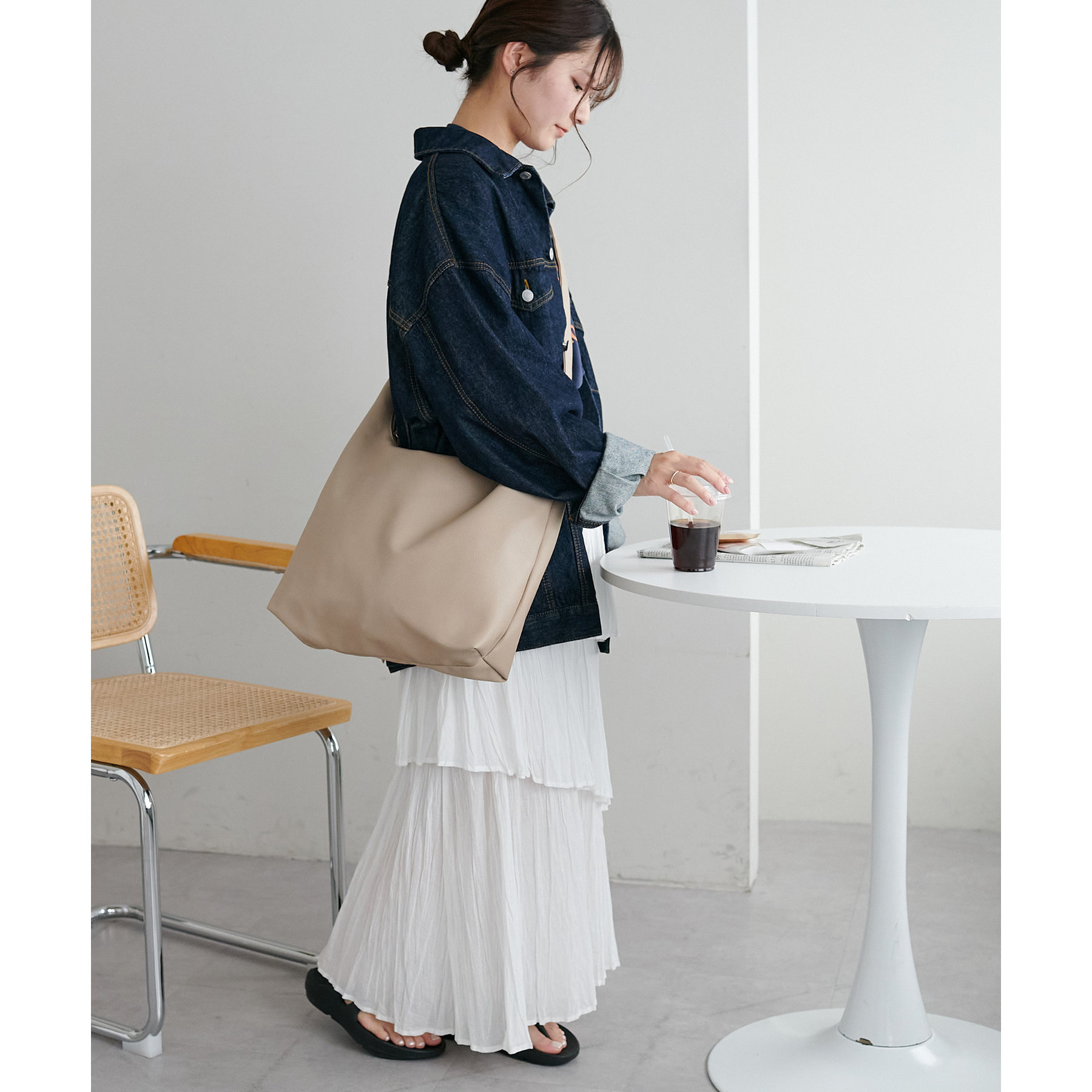 A4サイズ収納可◎】ソフトラウンドワンショルダーバッグ