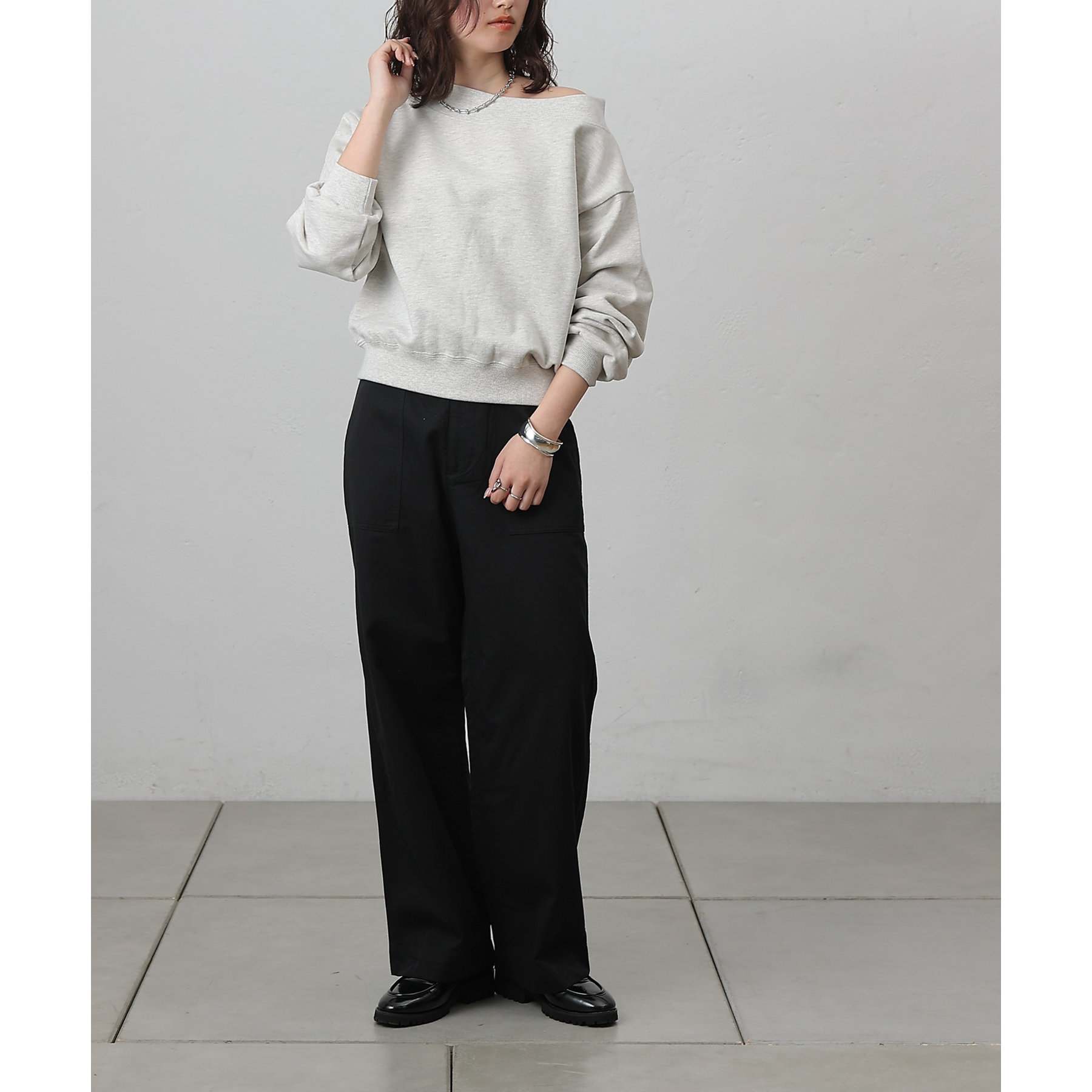 ボンディングオフショルスウェット オフショルスウェットプルオーバー | ファッション通販サイト NUGU