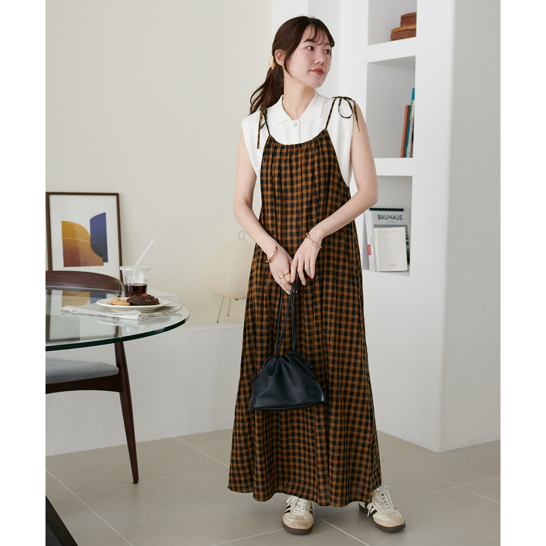 【1PIU1UGUALE3】襟付き ノースリーブ 新品未使用 タグ付き M サラモチ衿付き前開きノースリーブ《WEB限定カラーあり