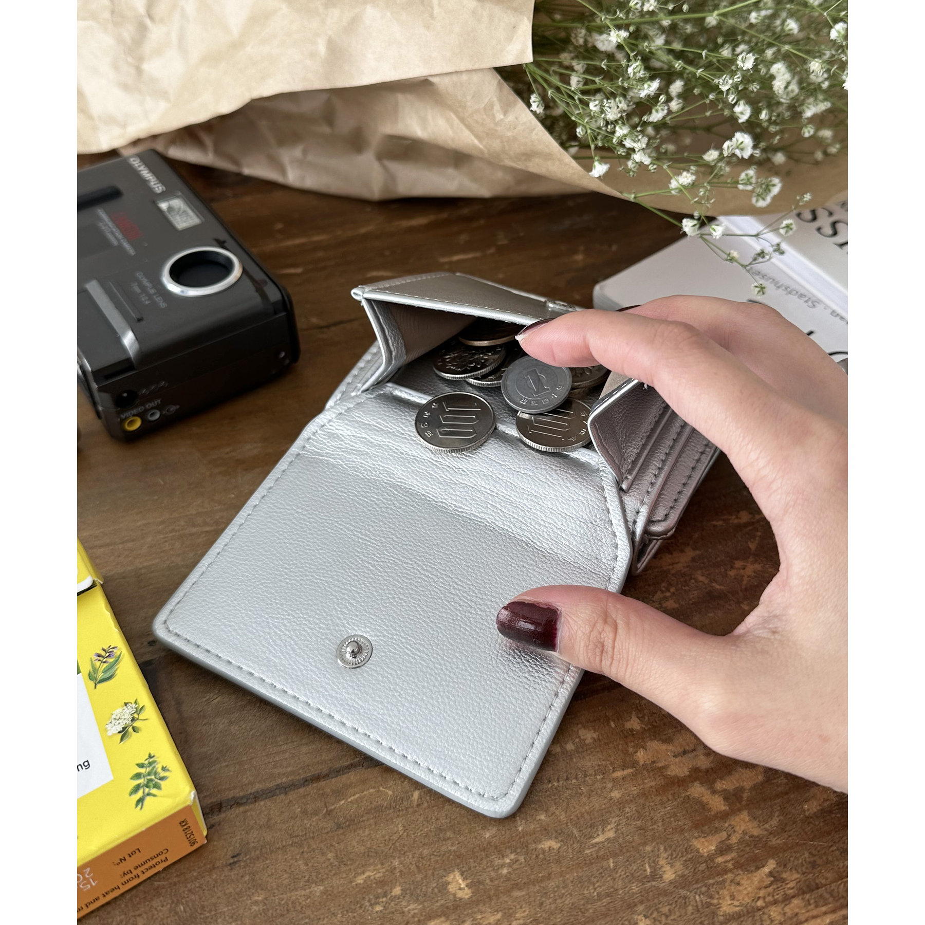 ハートスタッズミニウォレット | ファッション通販サイト NUGU