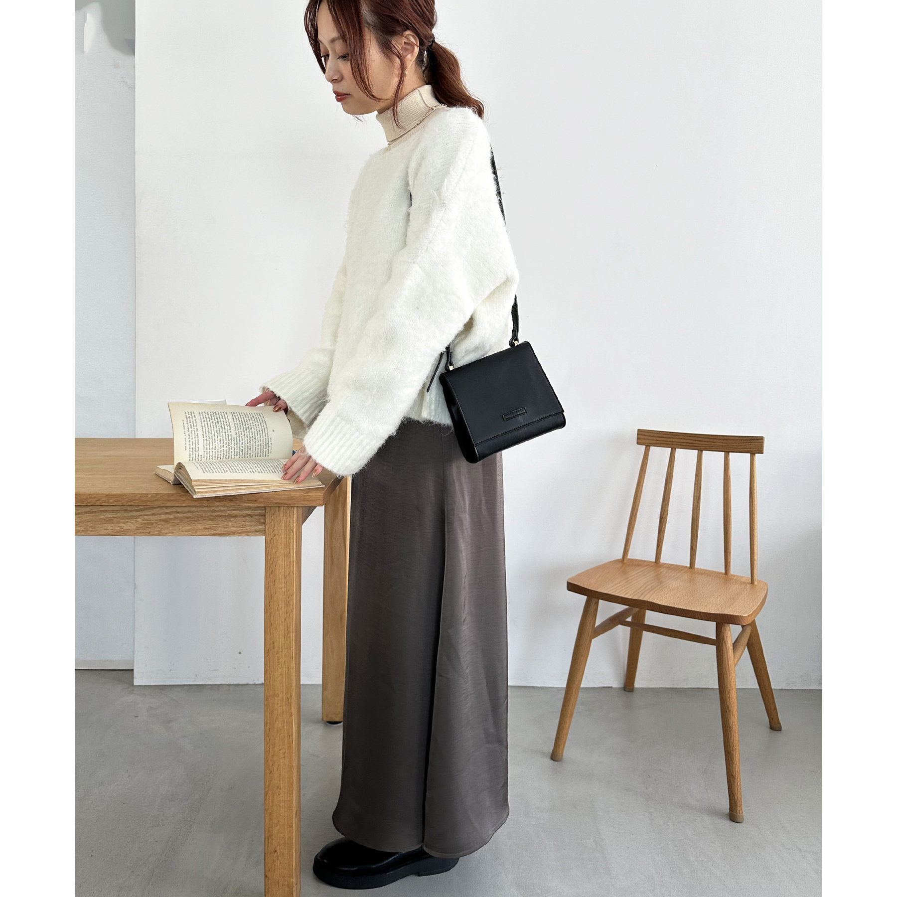 YONA様　スクエアショルダーバッグ　ヌビキルト(シルバーグレー、フォグブルー) オン・オフ問わず使える♪】スクエアフラップショルダーバッグ