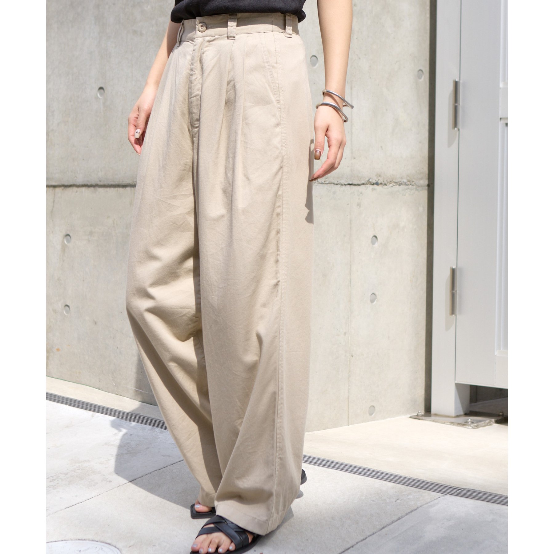 NORTH NO NAME ブラウン 2タック チノパンツ NORTH NO NAME ブラウン 2タック チノパンツ NORTH NO NAME TWO