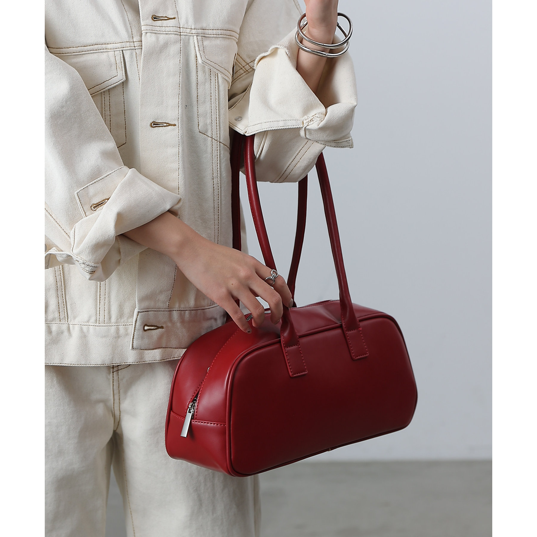 ■ボストンバッグ　生地など部分使いに！！■ 大きなサイズとソフト革で使いやすいカジュアルボストンバッグ