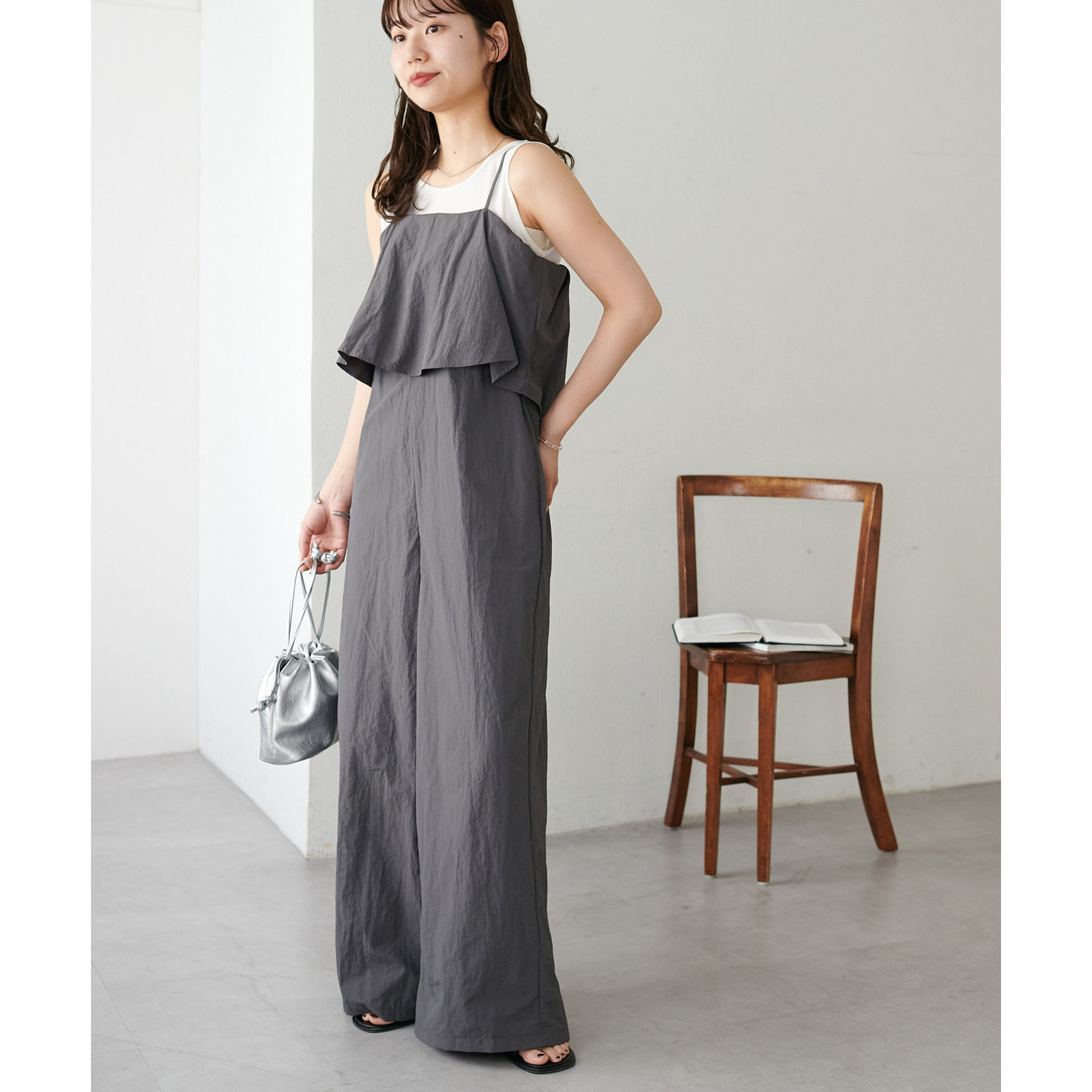 メゾンスペシャル　フリル付きグレーサロペット メゾンスペシャル フリル付きグレーサロペット 【公式通販】