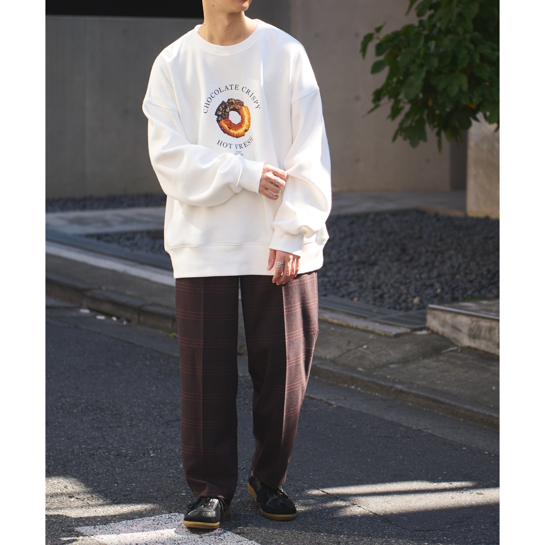 WEB限定】クッキーアンドドーナッツグラフィックスウェット