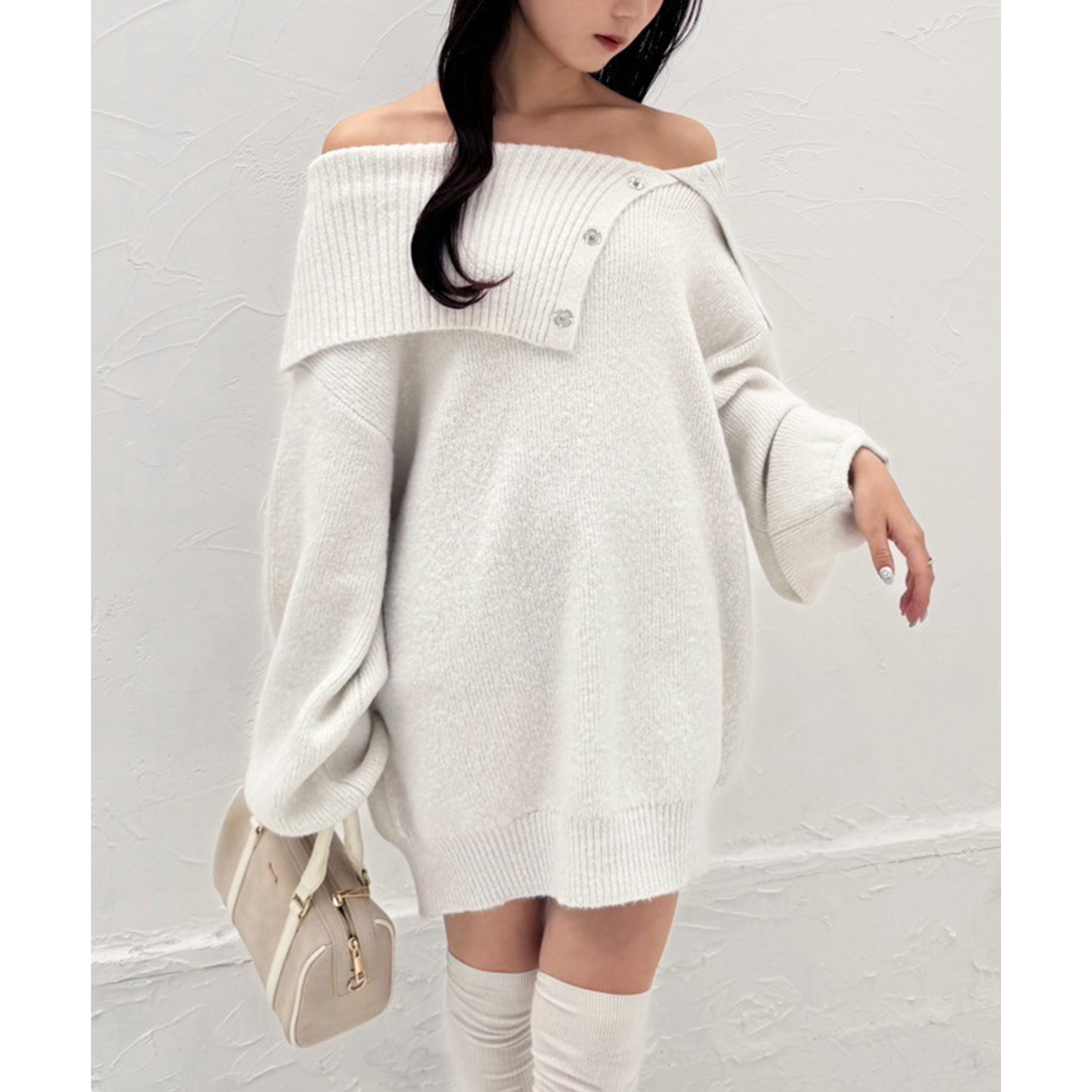 フーディーオフショルニットミニワンピース フーディーオフショルニットミニワンピース（ワンピース）｜Darich