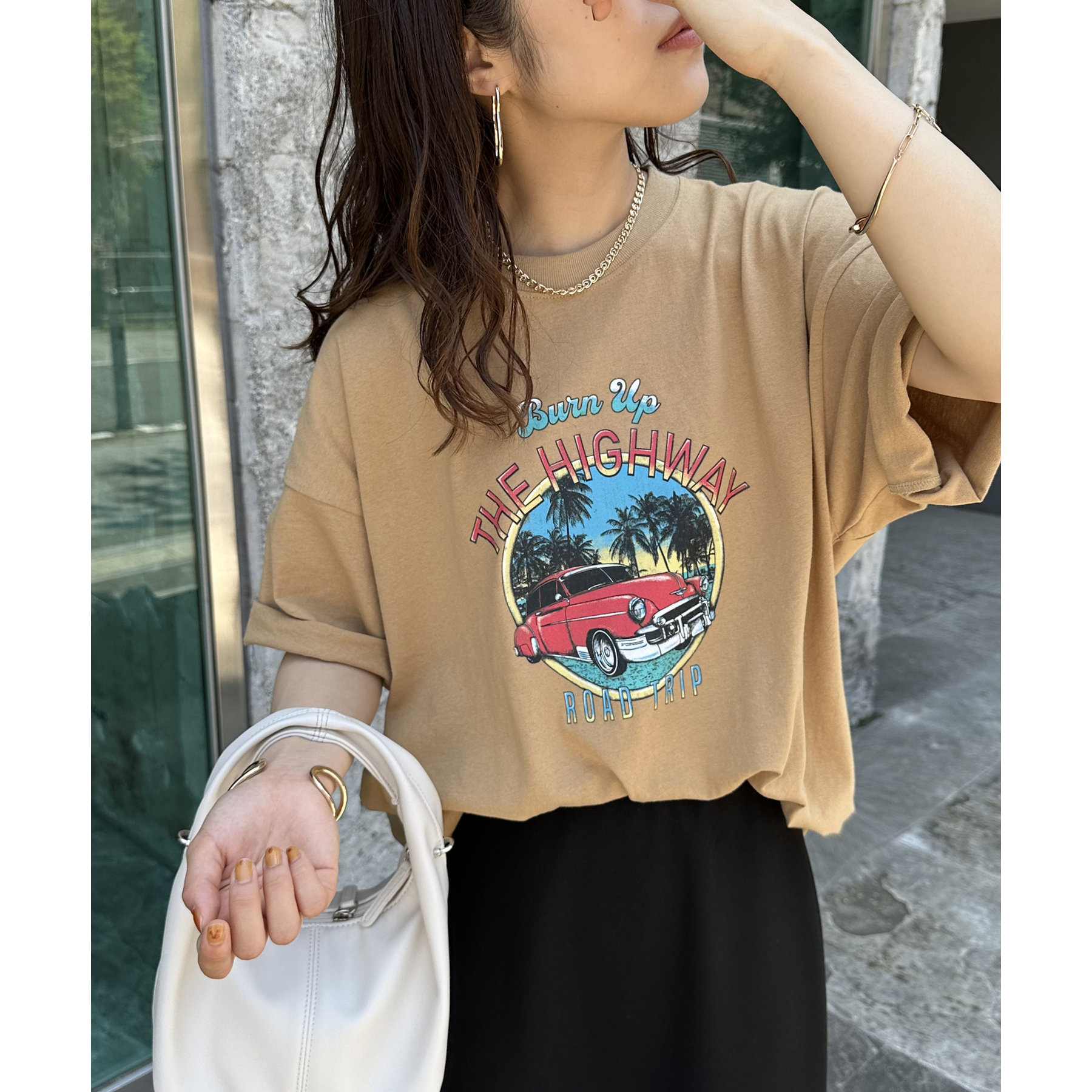 WEB限定/ユニセックス】ヴィンテージカープリントTシャツ