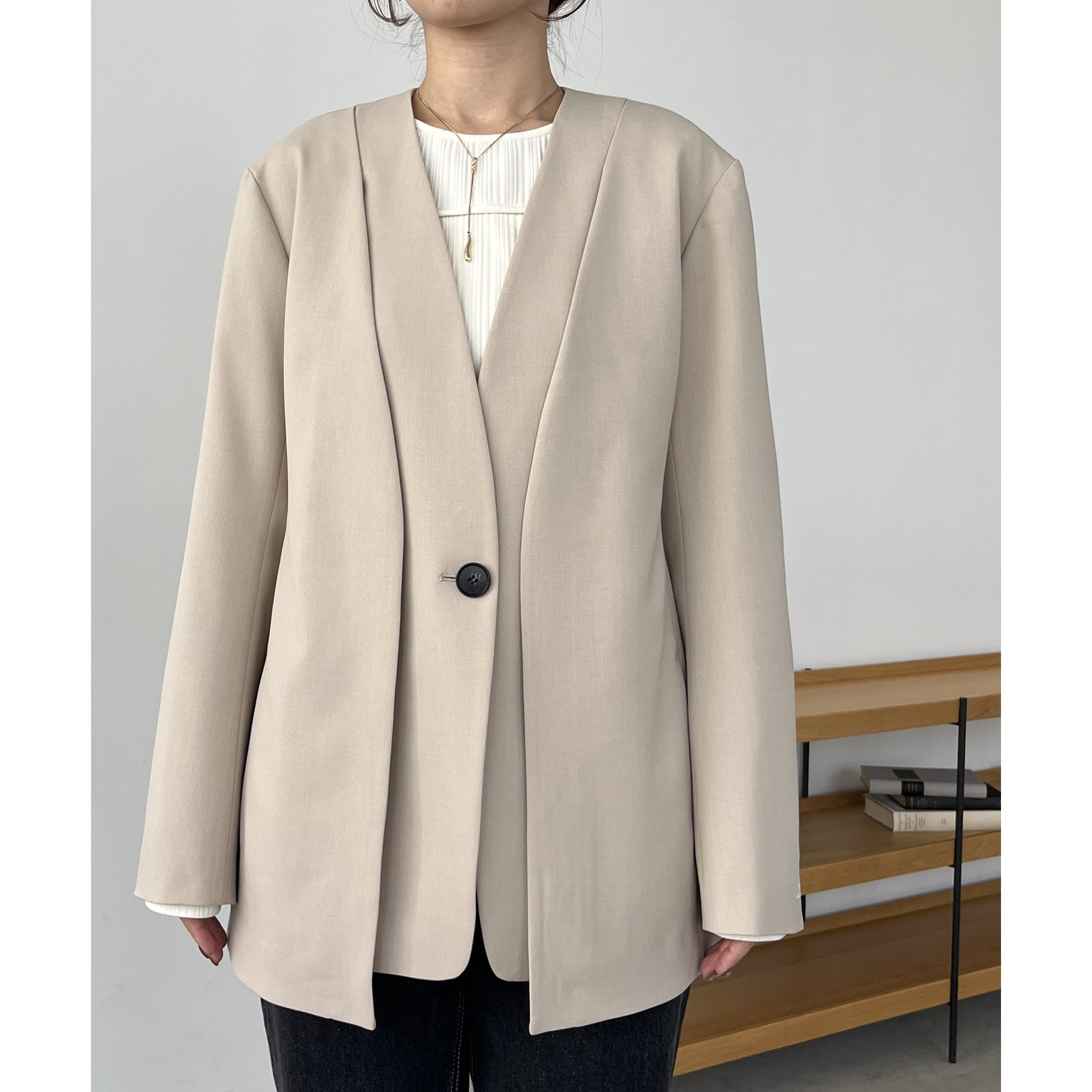 〈C.L〉スリットスリーブジャケット　新品 C.L】スリットスリーブジャケット | ファッション通販サイト NUGU