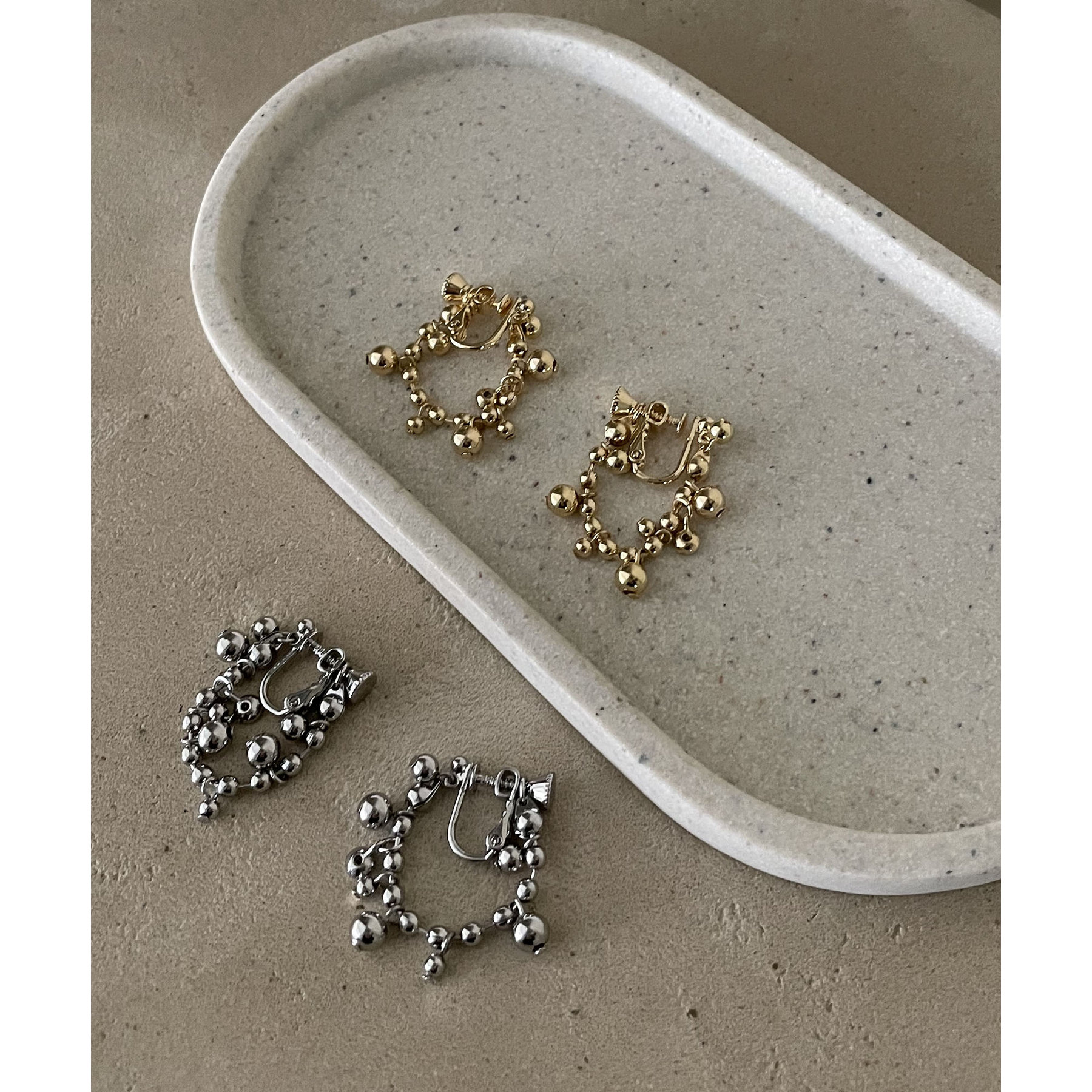 【ILLIGO】シャーリング コサージュ ドット トップス★大人気★ k00988-rakuten.jpg