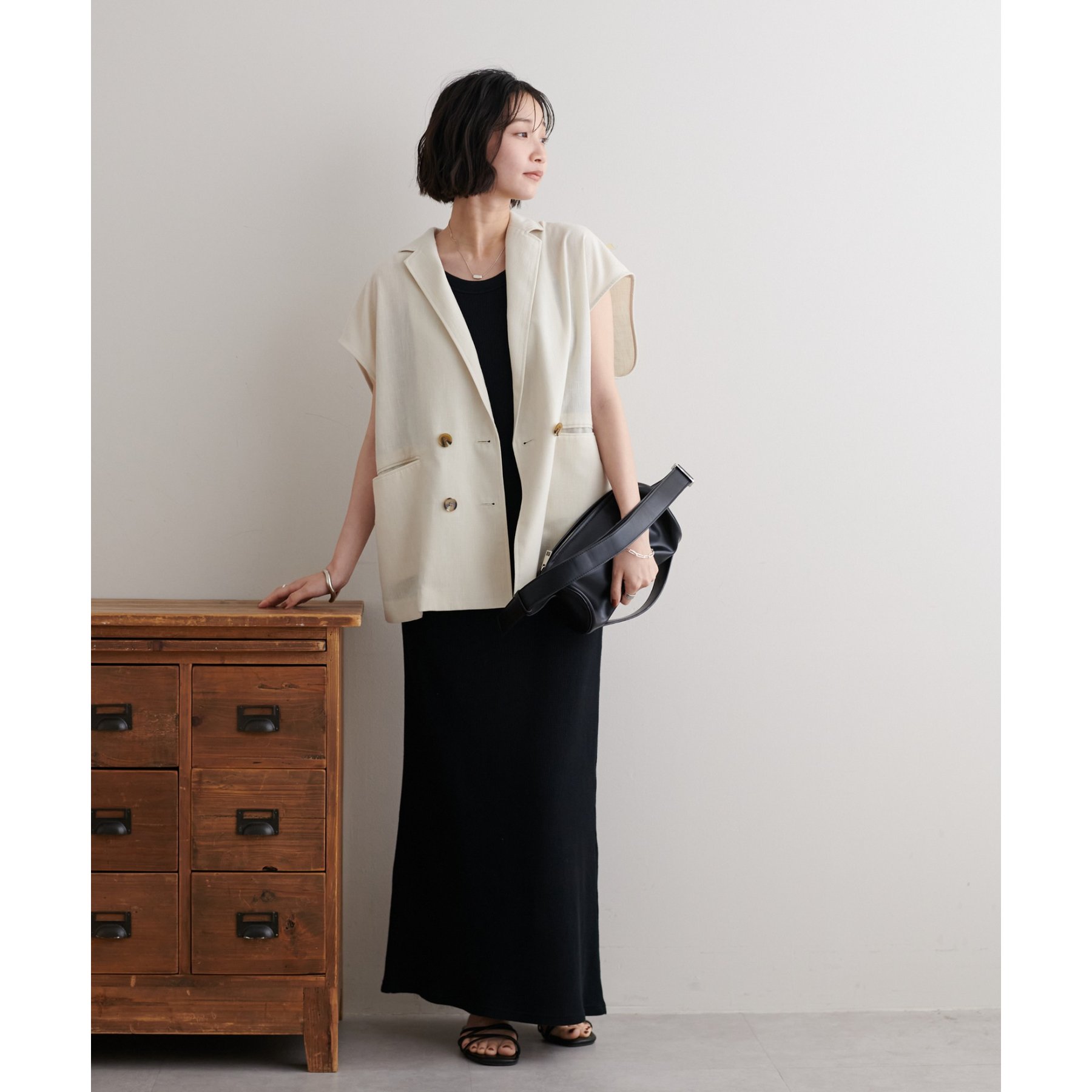 新品♥定価19000円◆IENA◆フレンチリネンVネックジャケット◆ダブル 新品♥定価19000円◇IENA◇フレンチリネンVネックジャケット