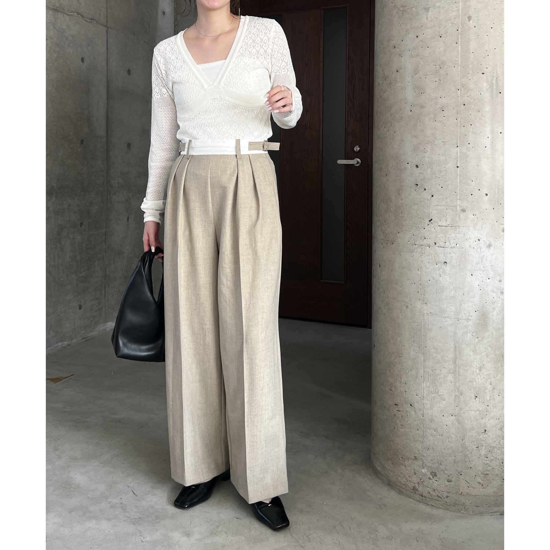 【完売品】CAPRICIEUX LE'MAGE レースVプルオーバー　ブラック レースVプルオーバー | ファッション通販サイト NUGU