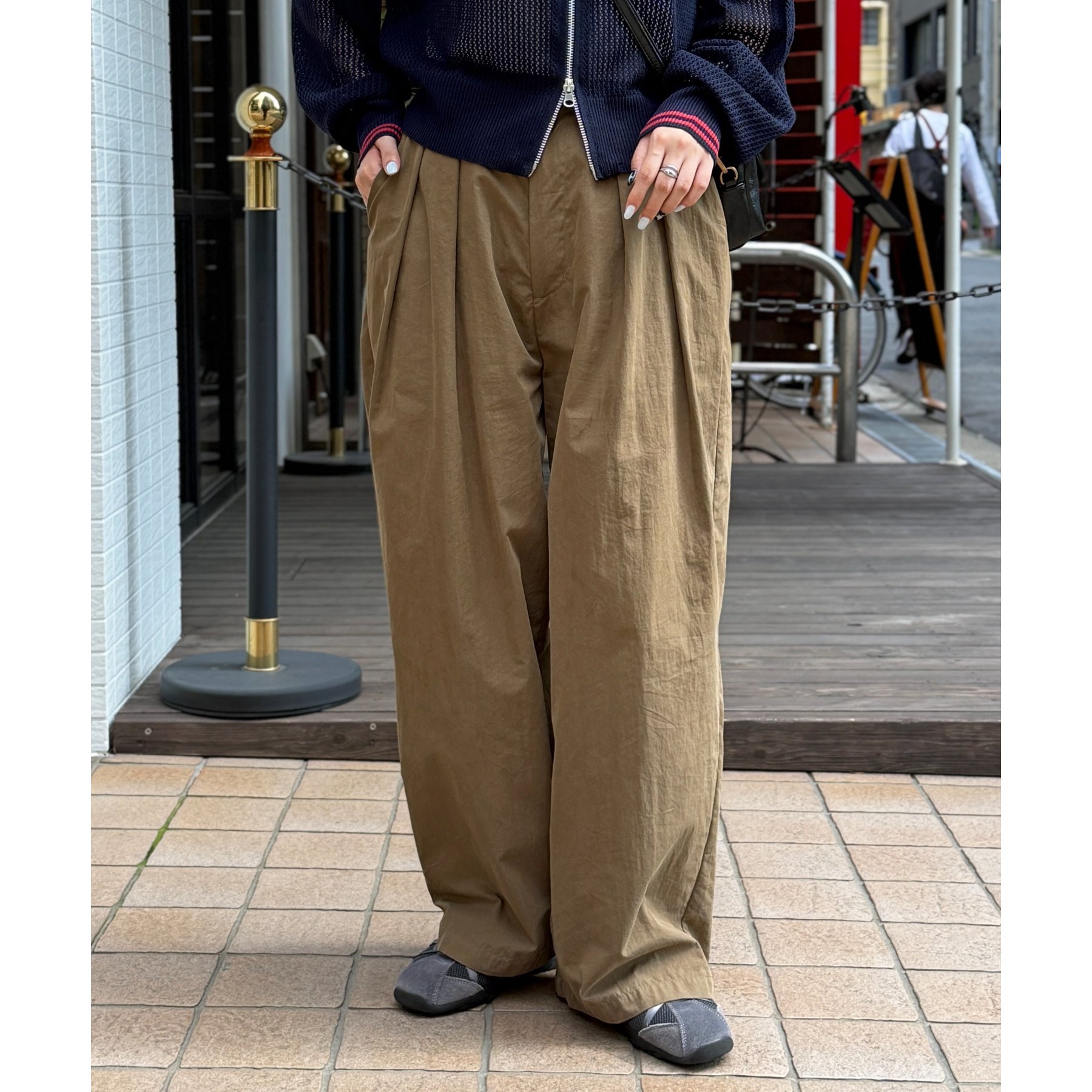 あむページ 冷感タックワイドパンツ | ファッション通販サイト NUGU