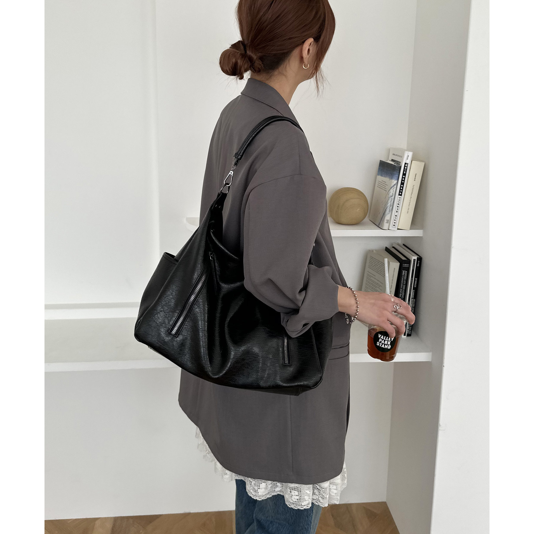 HOZE(ホゼ) TWIG_CAMEL[正規品/関税込] オイル調2wayビッグホーボーバッグ | ファッション通販サイト NUGU