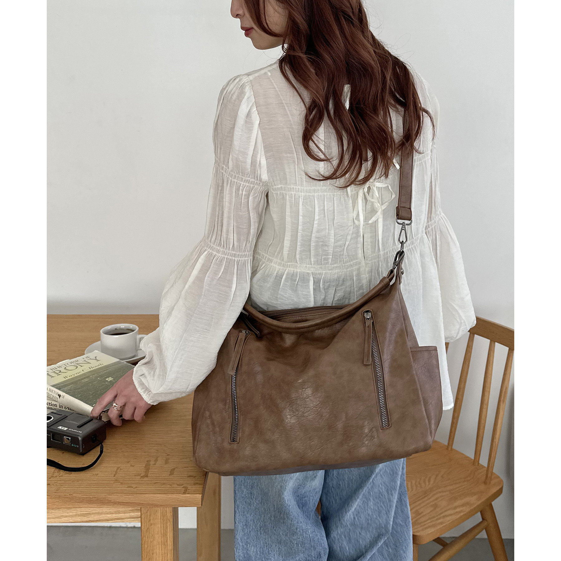 HOZE(ホゼ) TWIG_CAMEL[正規品/関税込] HOZYU Leather Cell Phone Bag Wallet Purse Crossbody Bag for