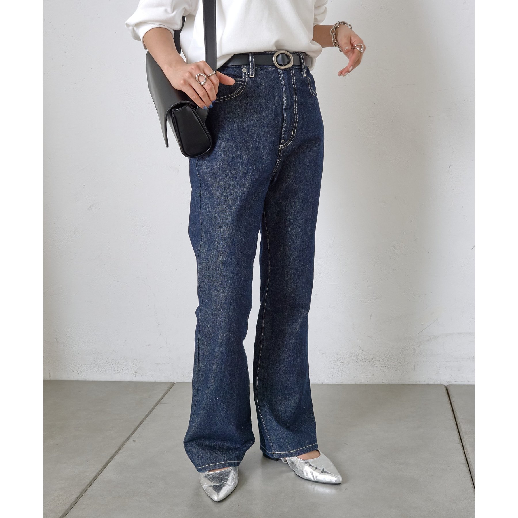 S~Lサイズ展開】フレアデニムパンツ | ファッション通販サイト NUGU