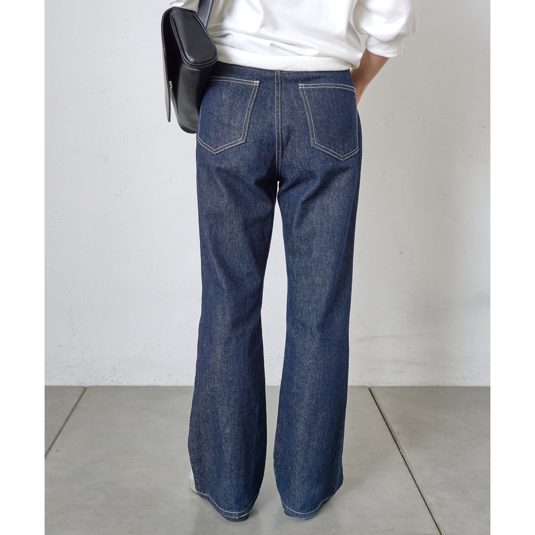 S~Lサイズ展開】フレアデニムパンツ | ファッション通販サイト NUGU