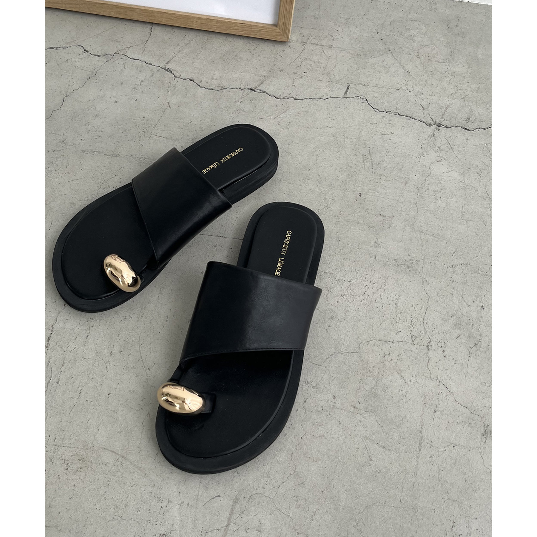 メタルトングサンダル | ファッション通販サイト NUGU