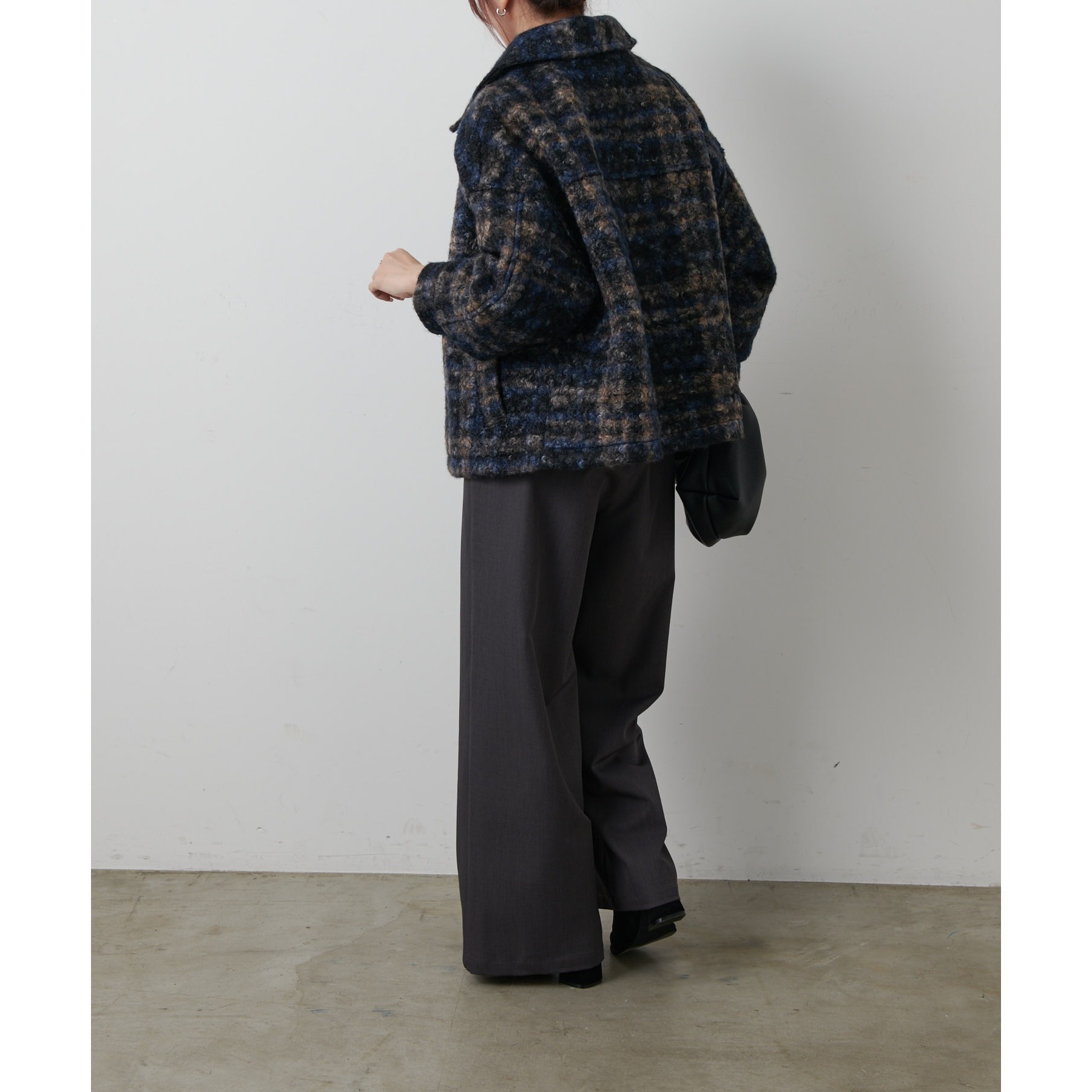 13592356_205_12_1800x1800_1761