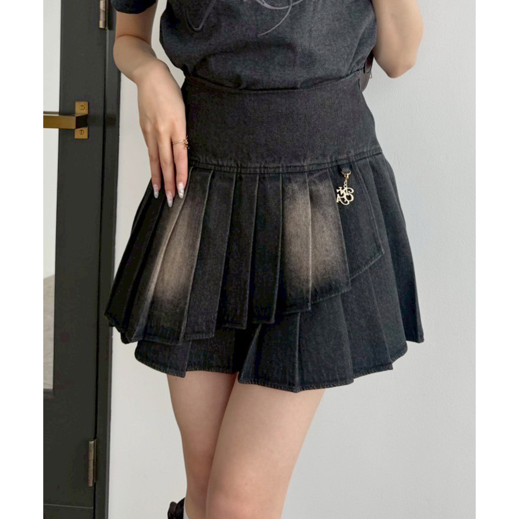 チャーム付きイレヘムプリーツスカート/S・Mサイズ展開 | ファッション