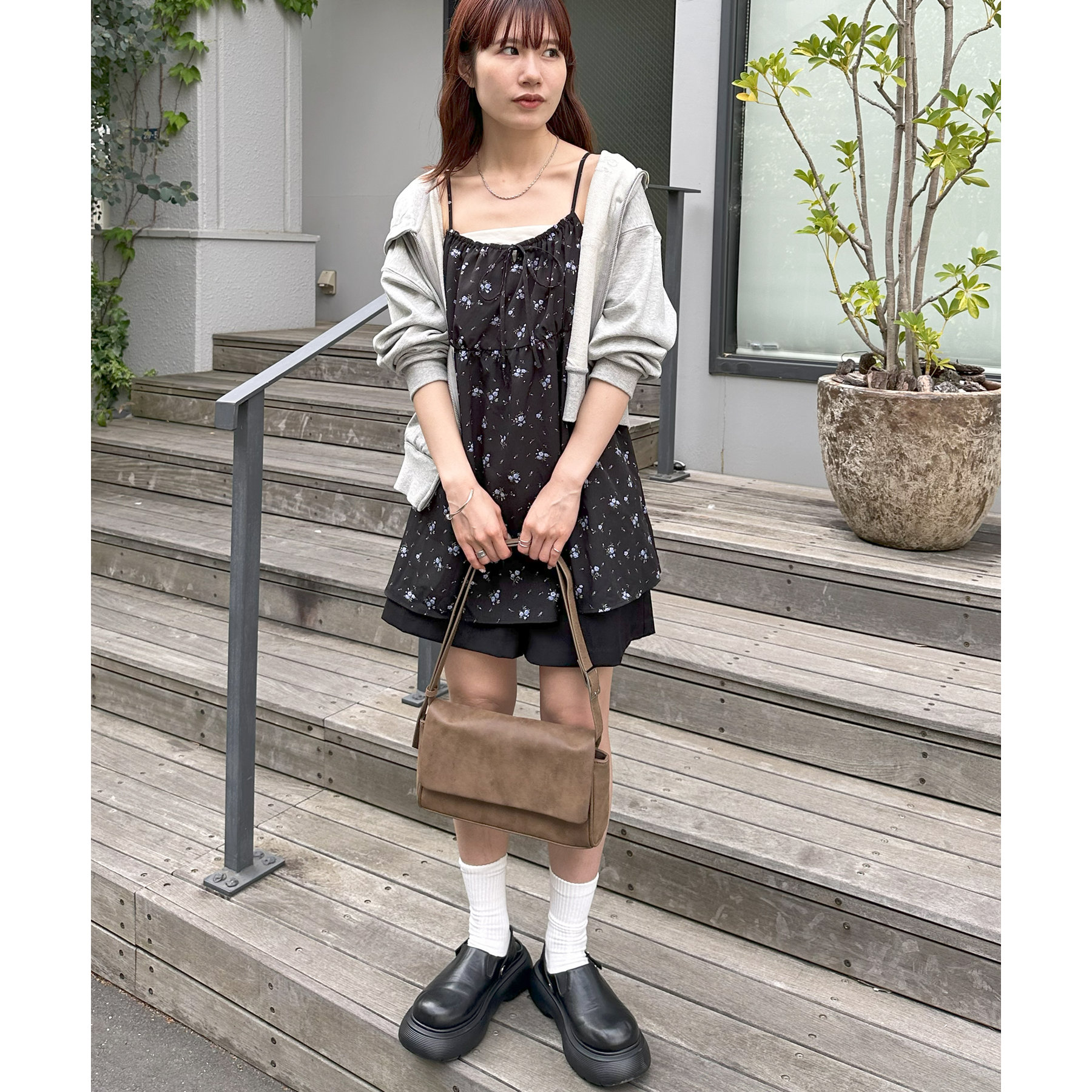 人気の贈り物が大集合 umm.】花柄前リボンキャミチュニック | NUGU ファッション通販サイト トップス
