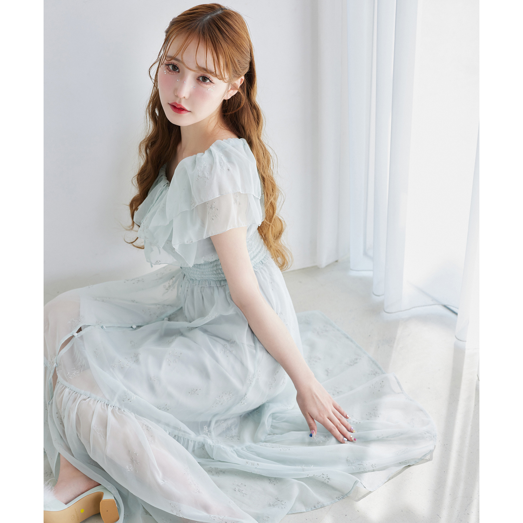 ☆TADASHI SHOJI フローラル刺繍シアーロングガウン☆ EC・青山サロン限定】ブルー グラデーション刺繍レース ロング