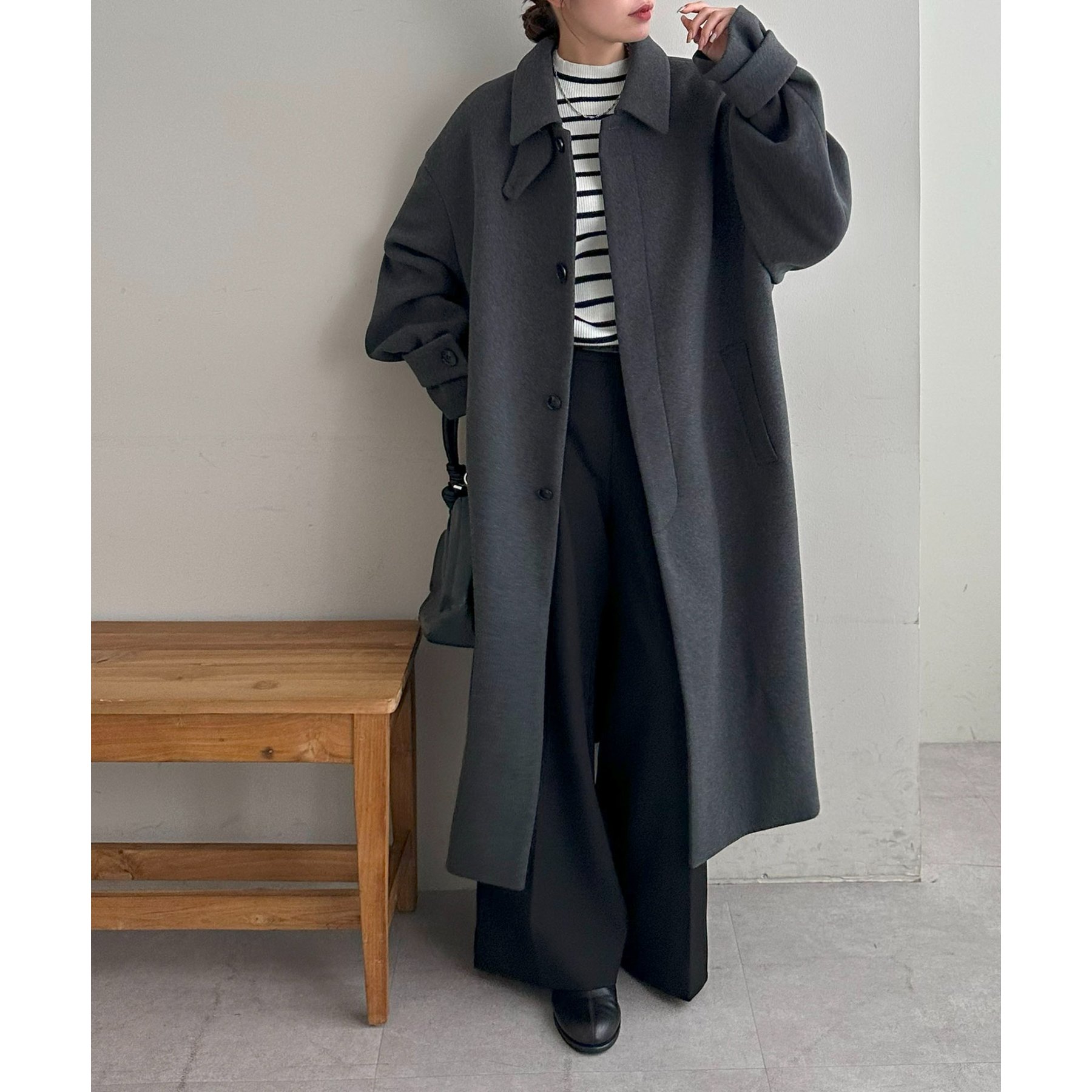 見た目以上の軽さ/ユニセックス】中空糸ベルテッドロングコート