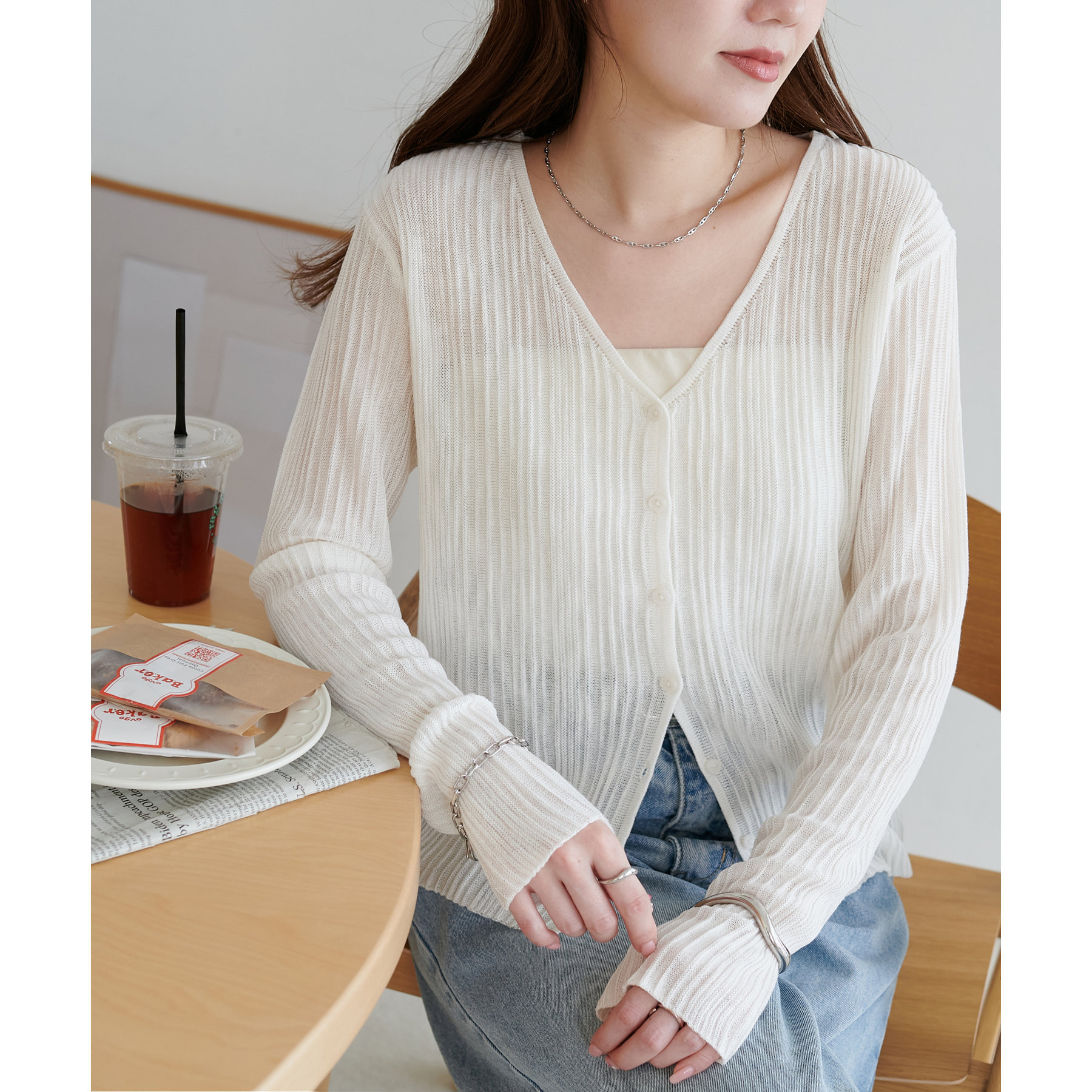 〈conte〉シアーリブVネックカーディガン Rico conte カーディガン 「conte」シアー リブ Vネックカーディガン