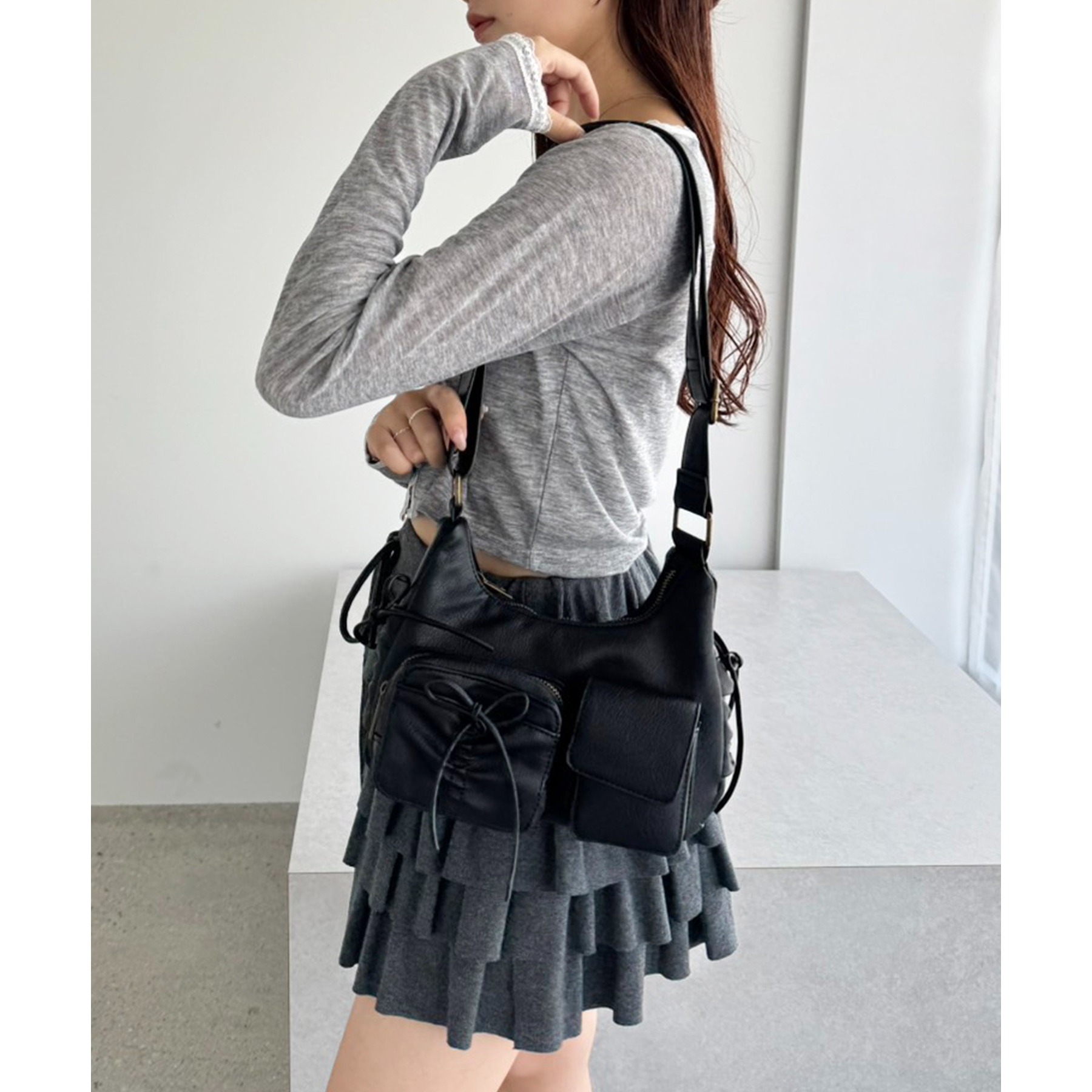 WEB限定/リバイバル】ドロストポケ付きリボンショルダーバッグ