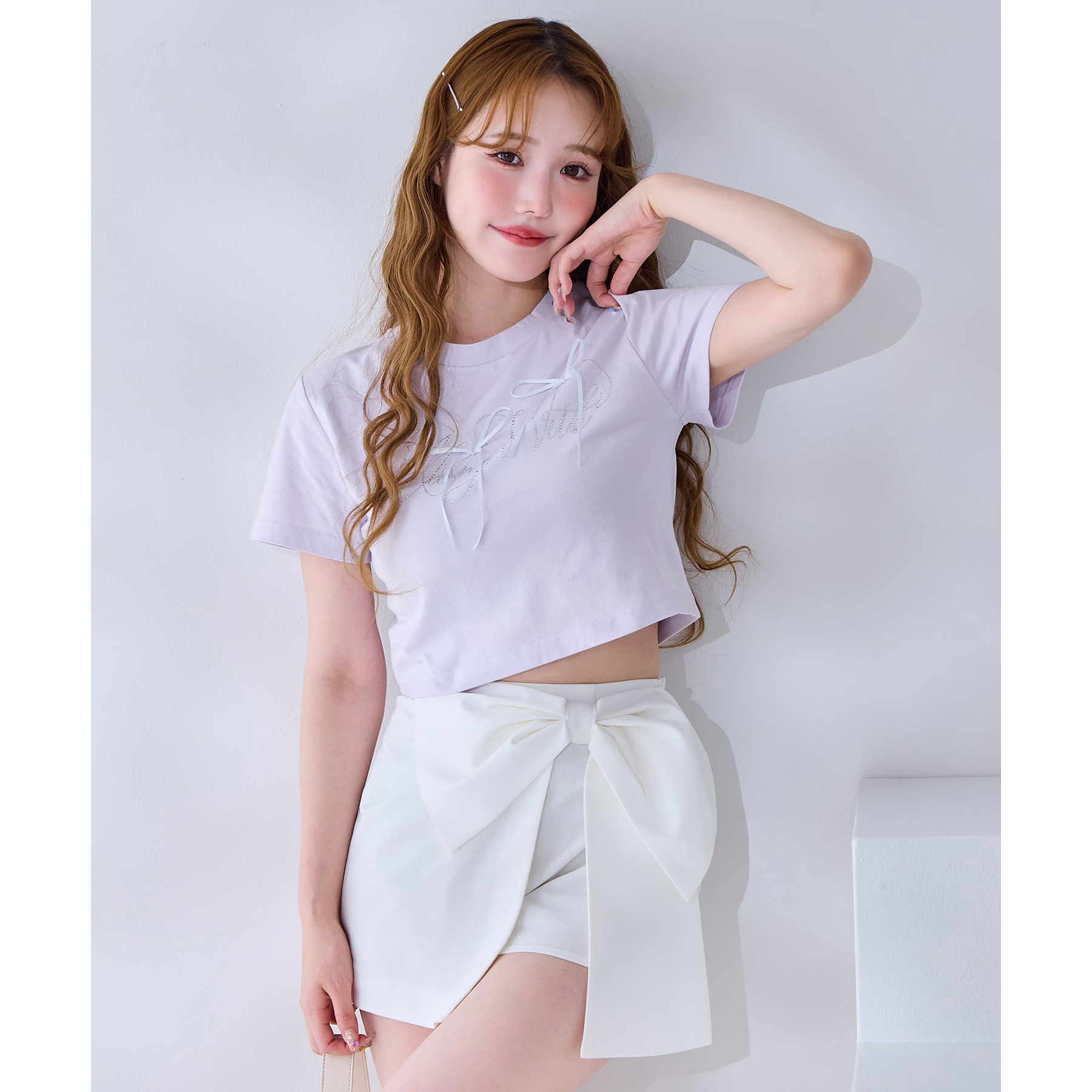 ビジューロゴ＆リボンTシャツ | ファッション通販サイト NUGU