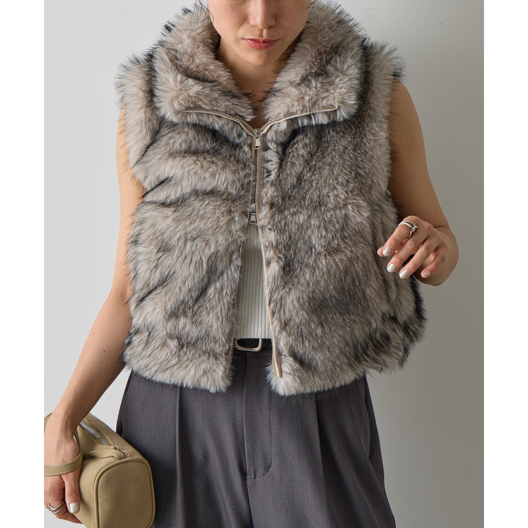 ミックスシープファーZIPベスト | ファッション通販サイト NUGU