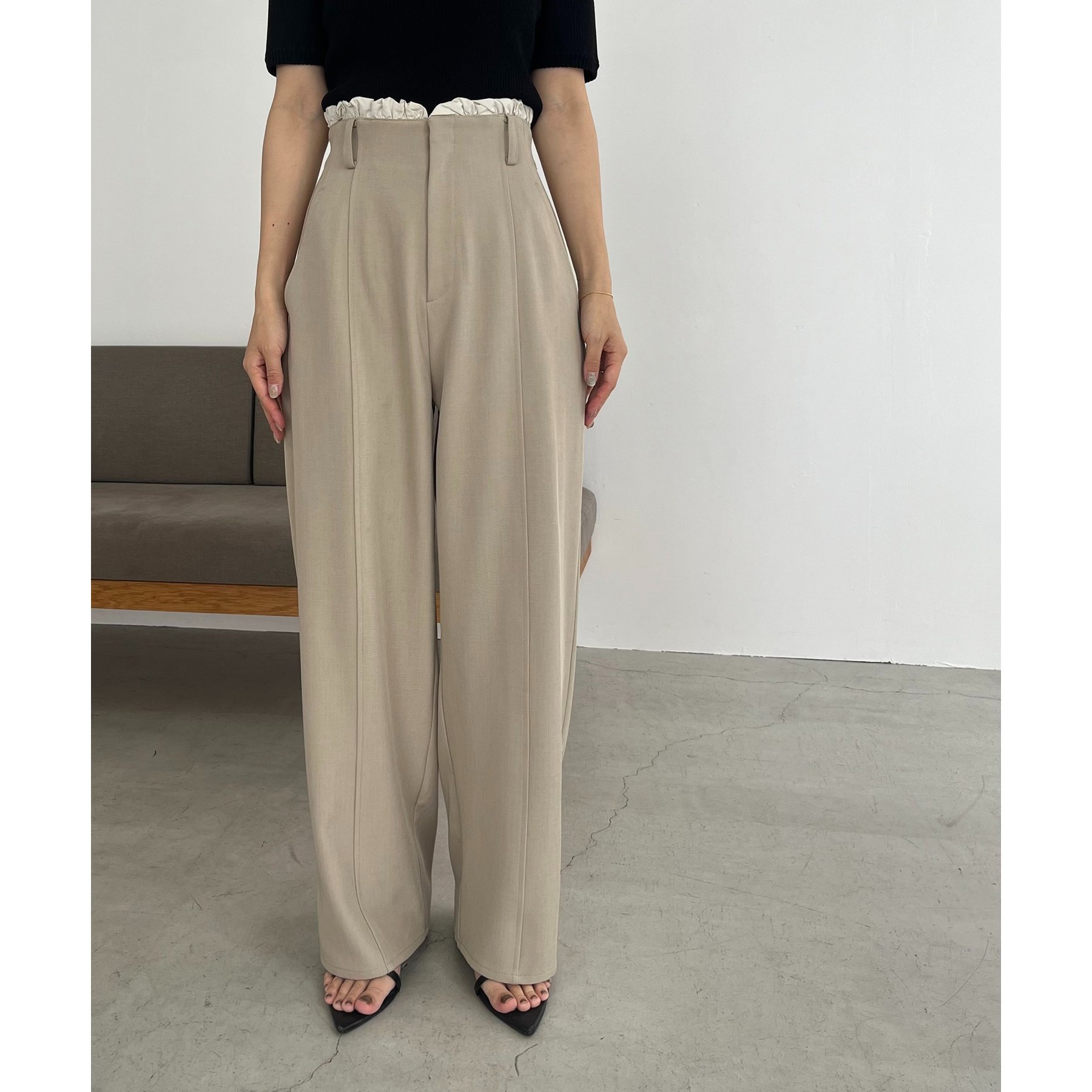 極美品　Anplegant フリルパンツ　ハイウエスト　ベージュ　S 極美品 Anplegant フリルパンツ ハイウエスト ベージュ S - メルカリ