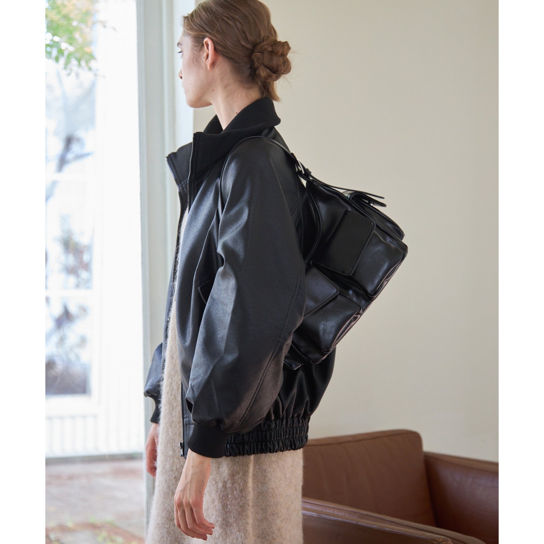 ホルターカットプルオーバー Silver Small Ziptop Grab Bag | De Beauvoir AW25 | Radley London