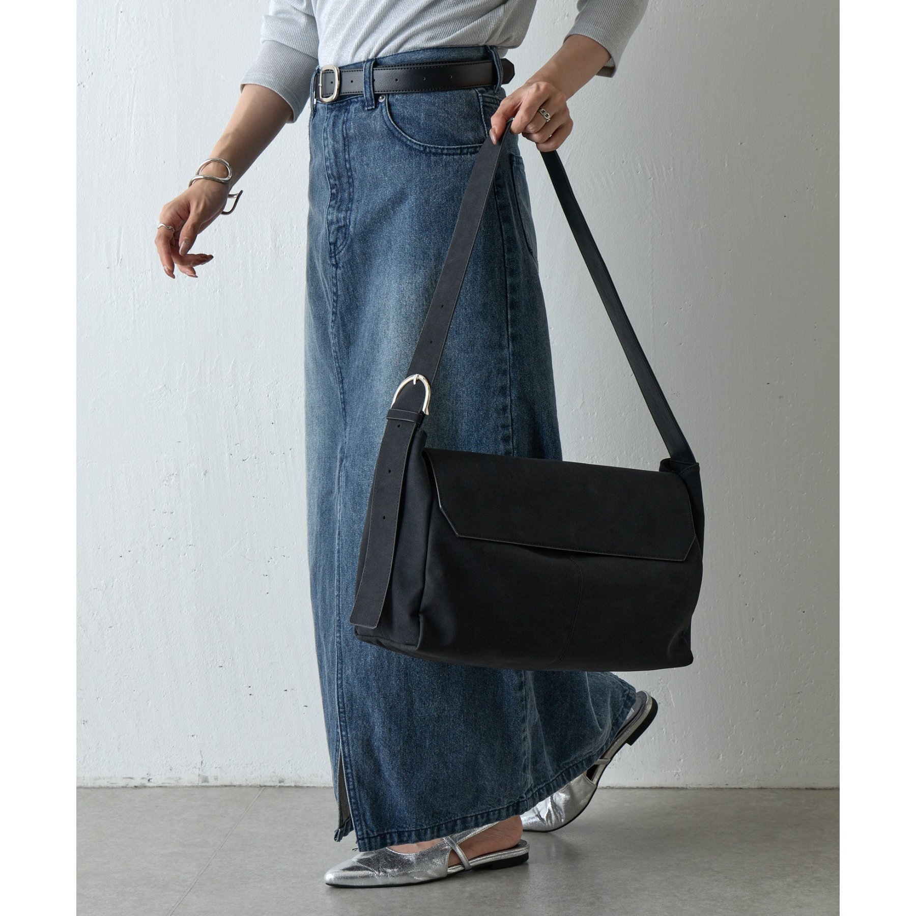 スエードフラップショルダーバッグ | ファッション通販サイト NUGU